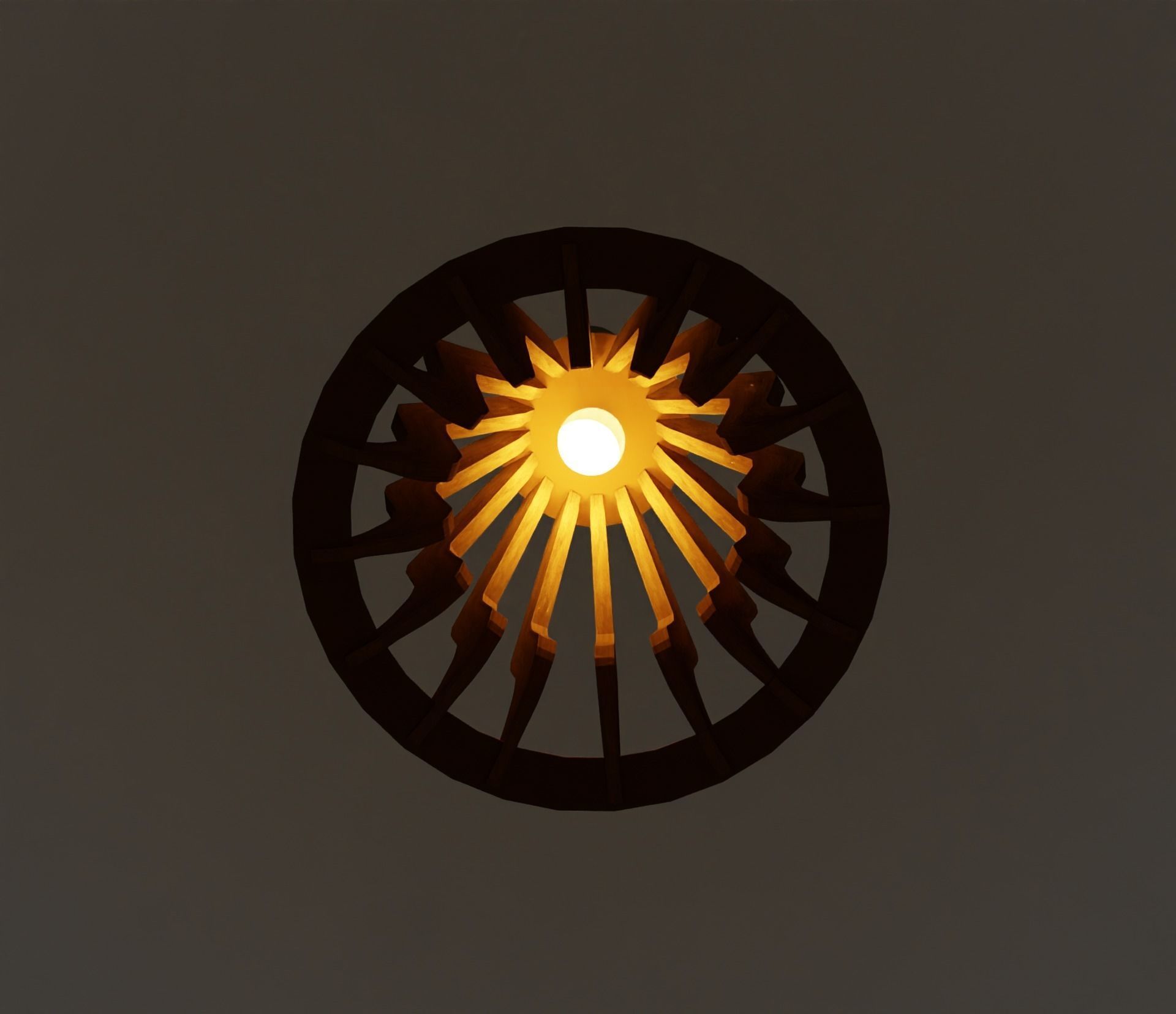 Wooden chandelier Free 3D model_1