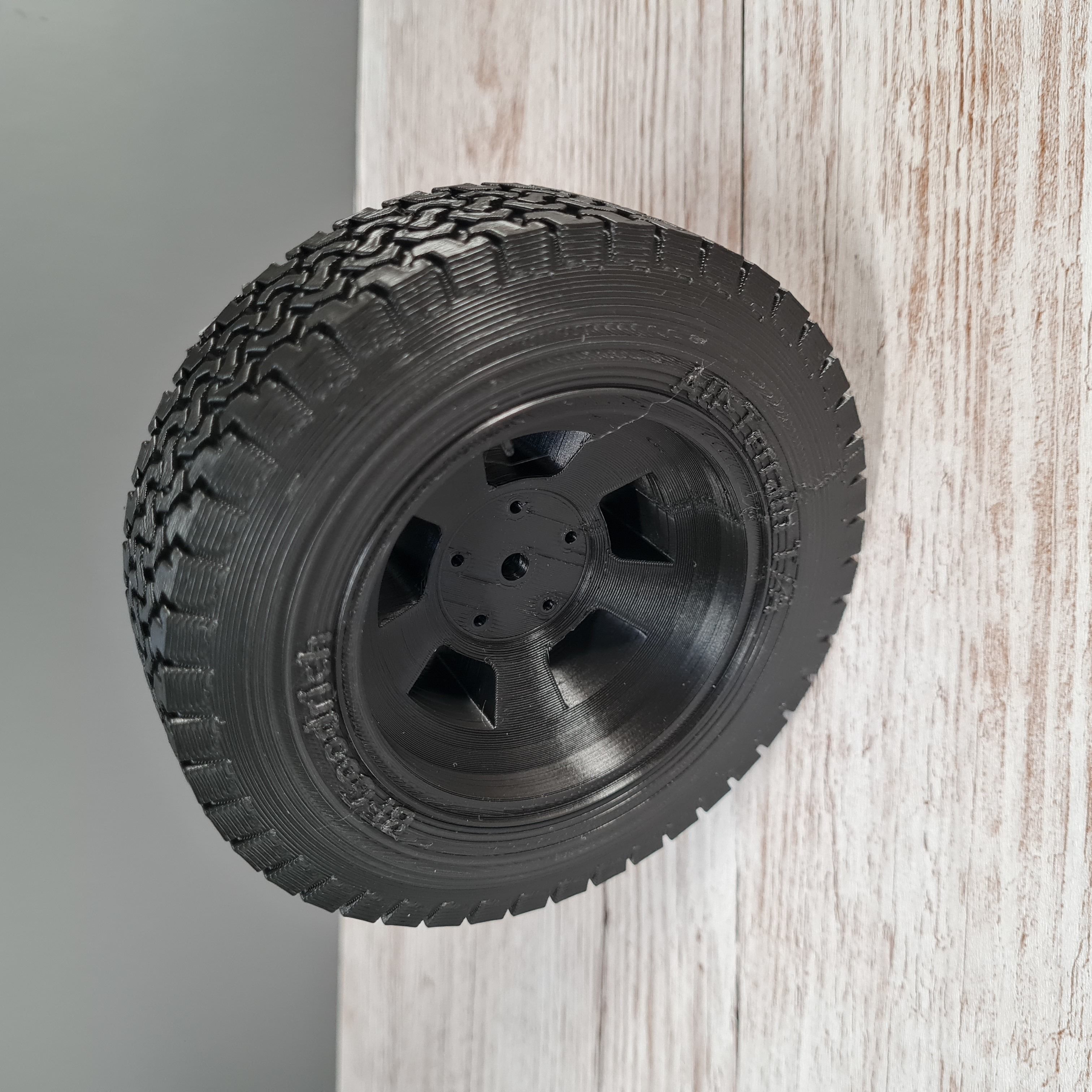 FMS Suzuki Jimny LJ10 LJ80 Tire and Rim 1to6 3D print model_8