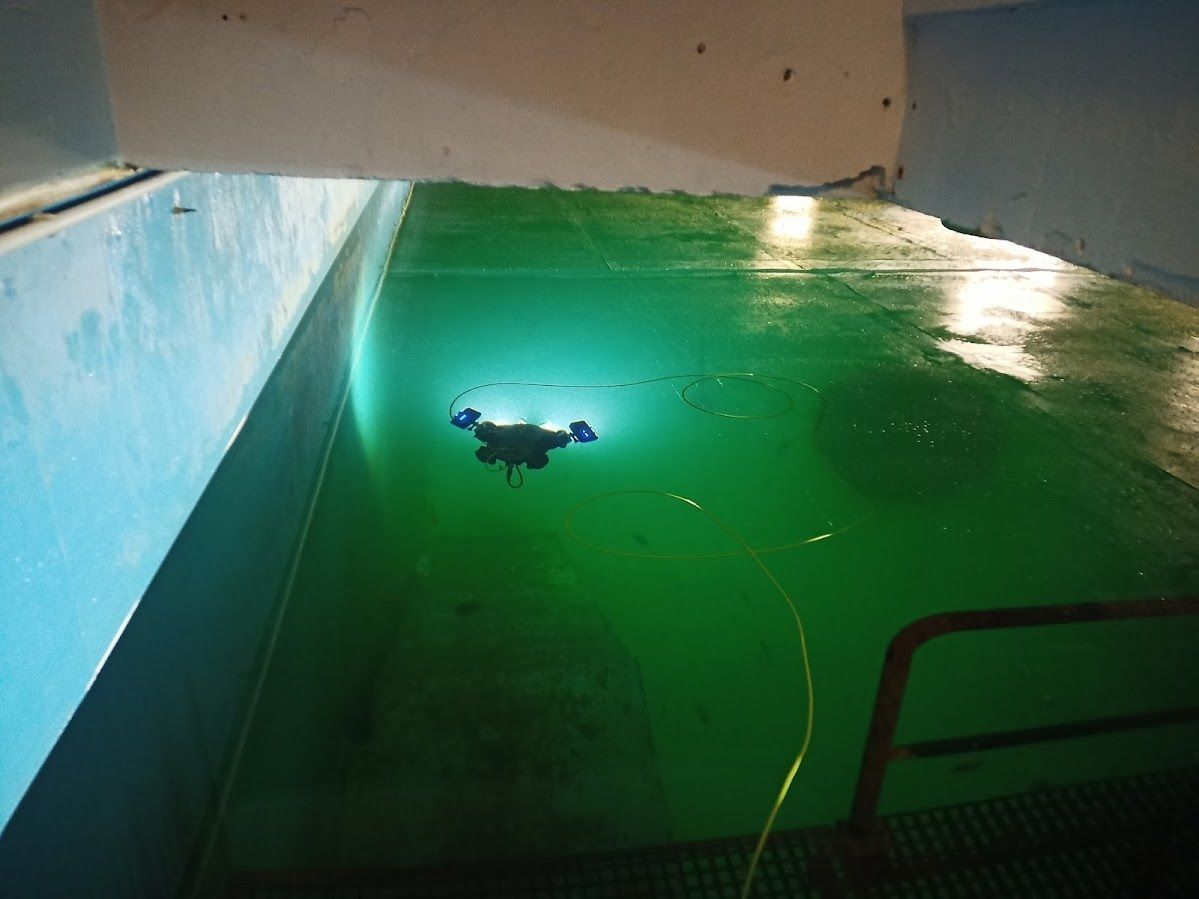 QYSea Fifish V6 Thruster Protector Mounts for GoPro and lights 3D print model_4