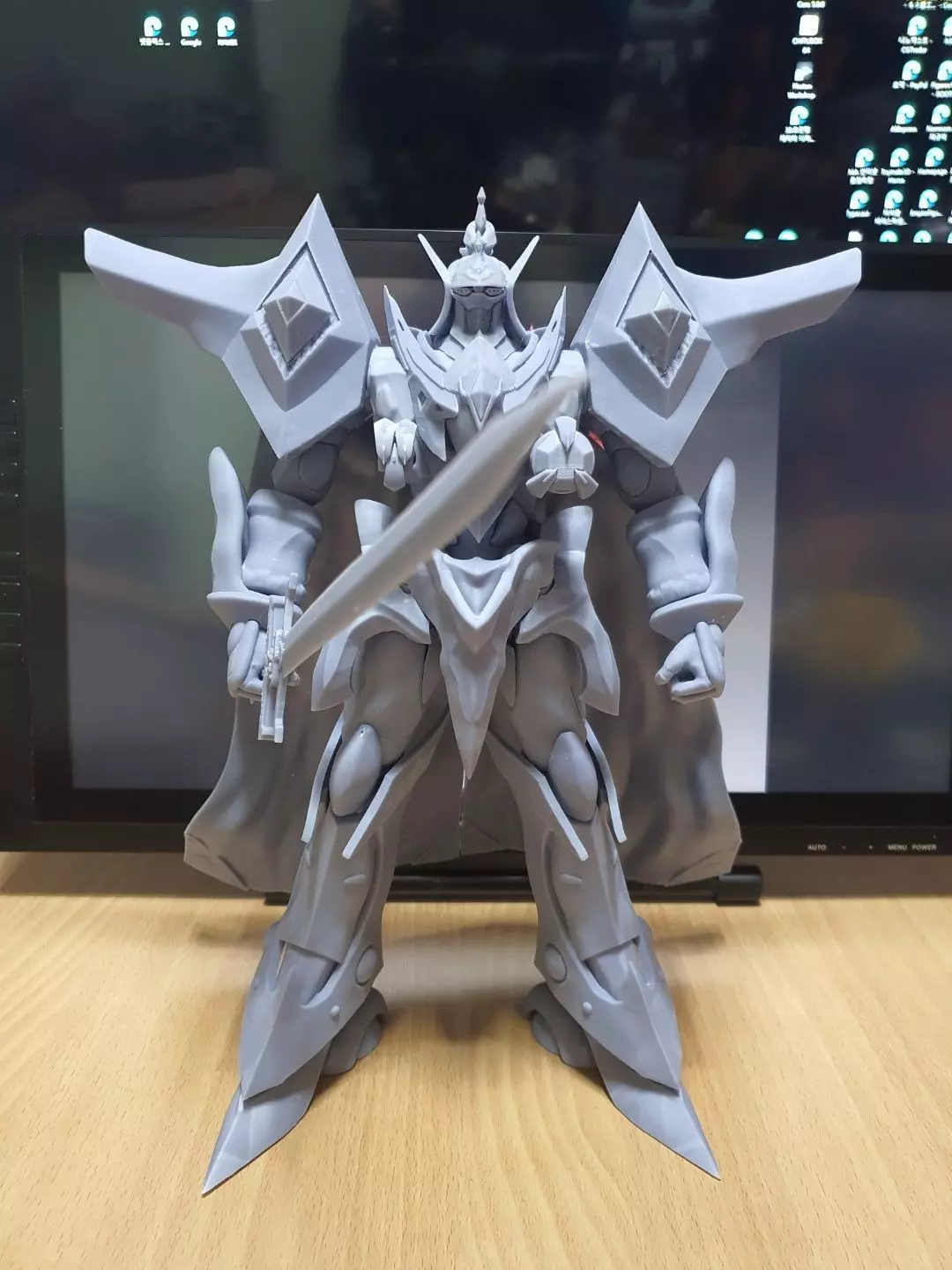Escaflowne knight in cape 3D print model_0