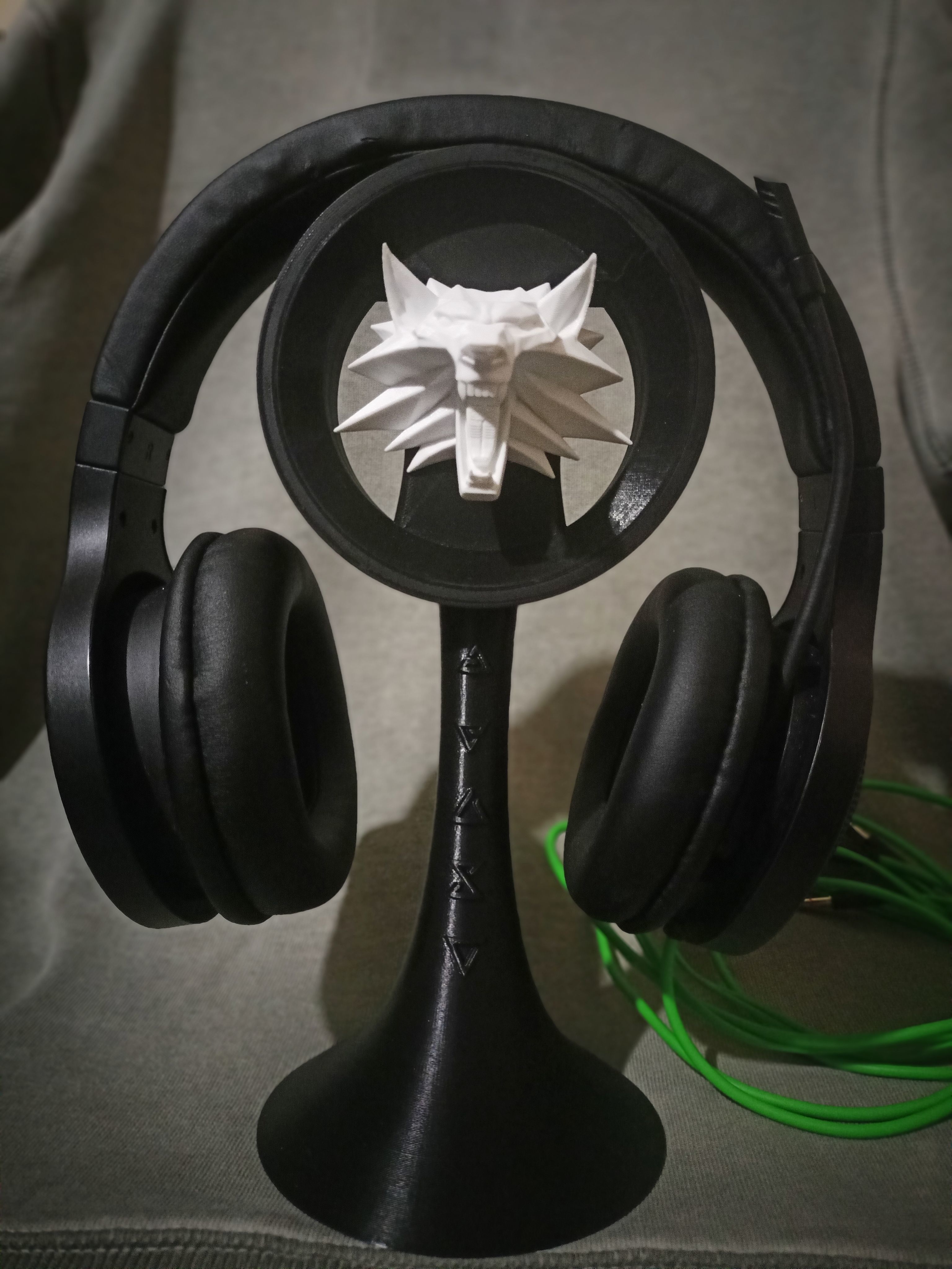 Headphone stand 3D model for 3D printing inspired by Witcher 3D model