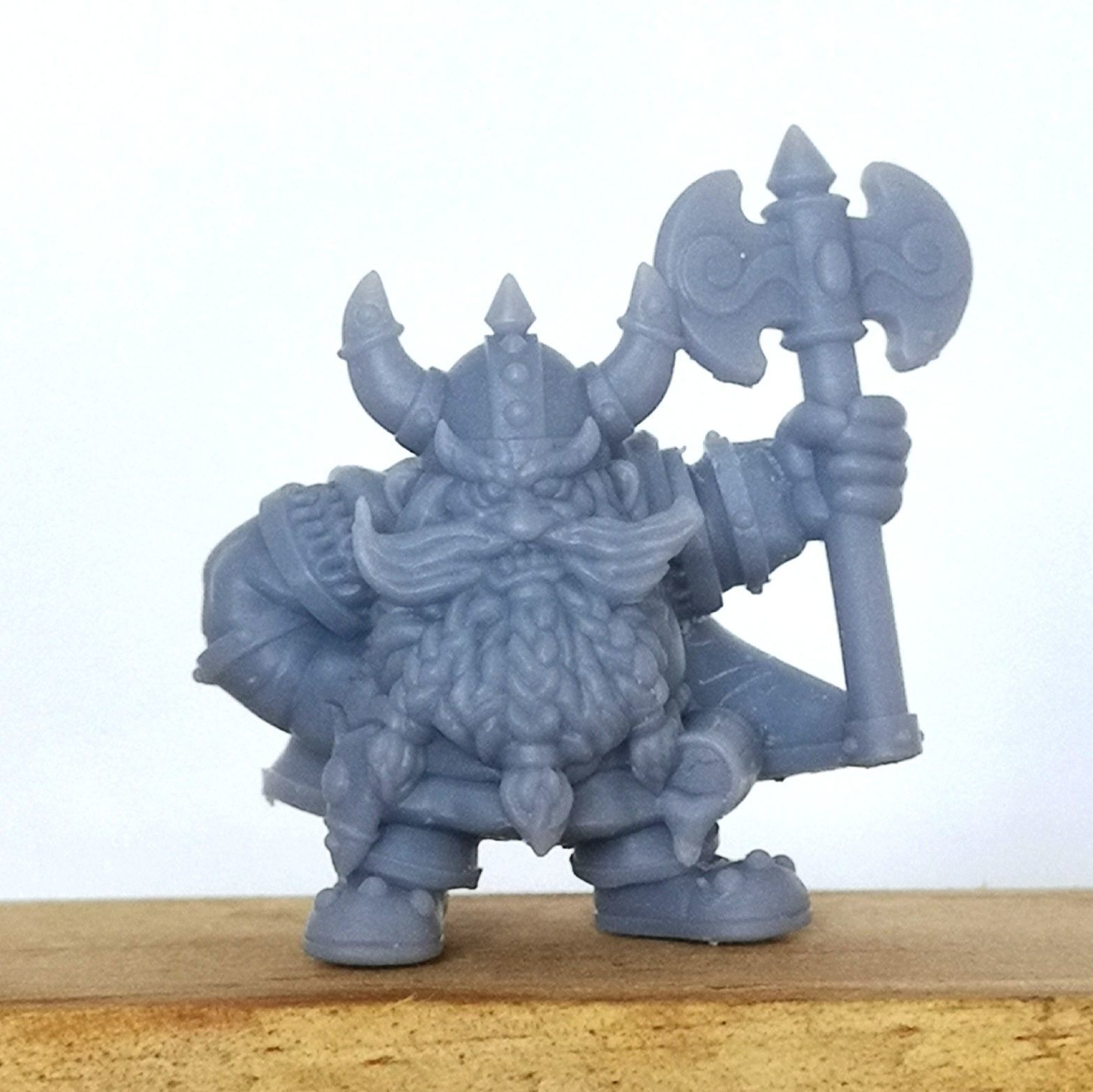 LEGENDARY DWARF HERO 3D print model_3