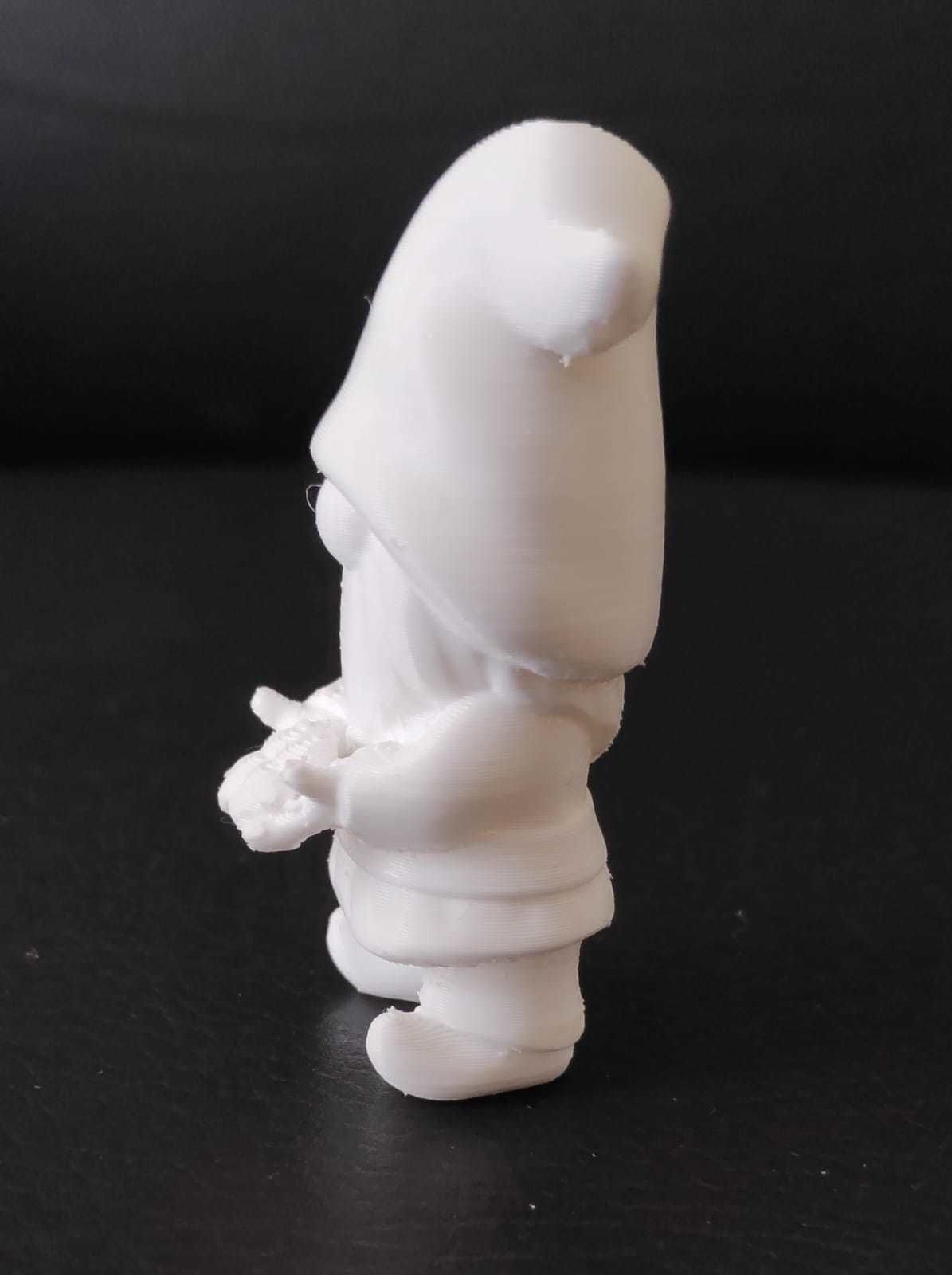 Gnome Giving Clover 3D print model_6