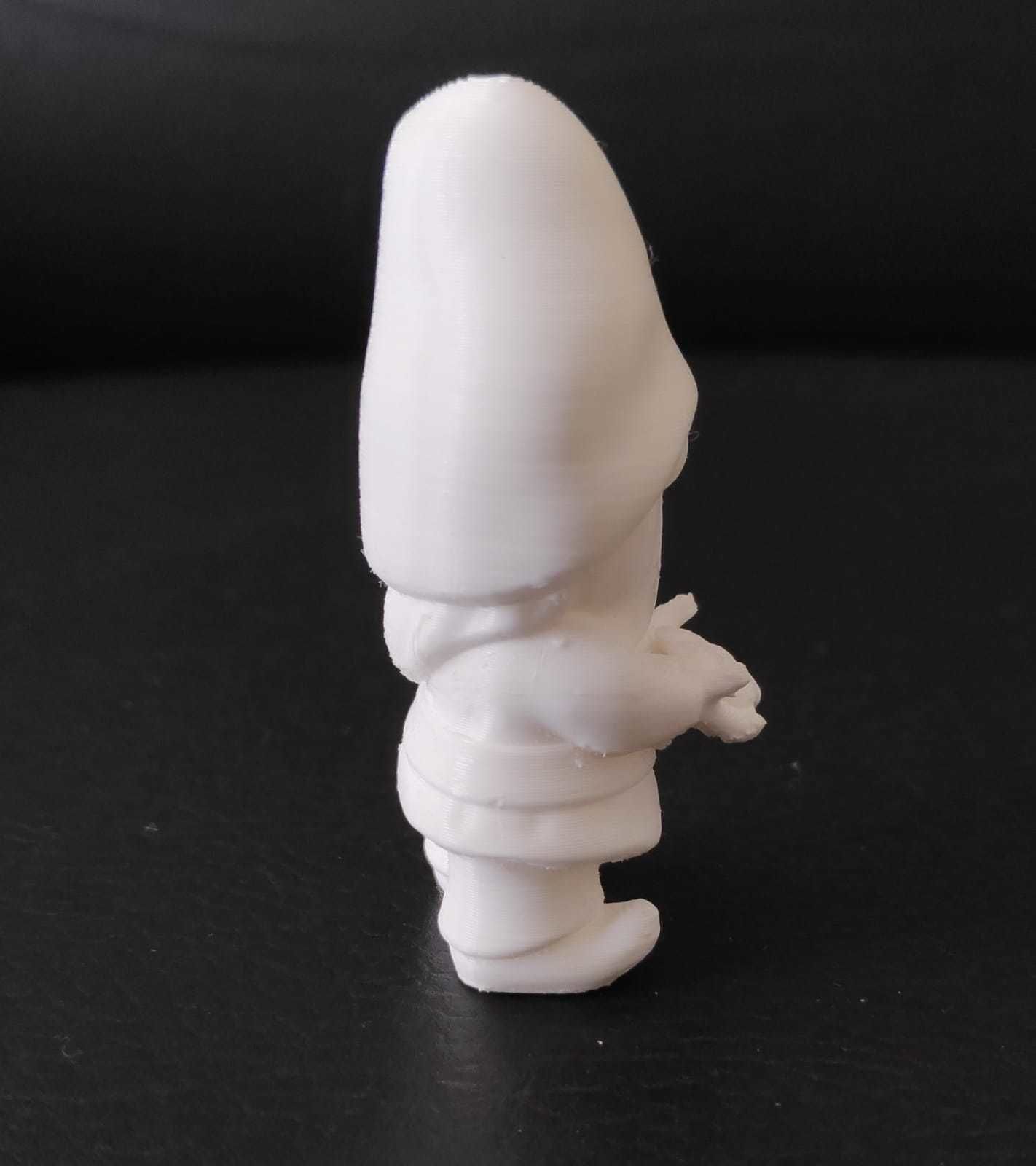 Gnome Giving Clover 3D print model_8