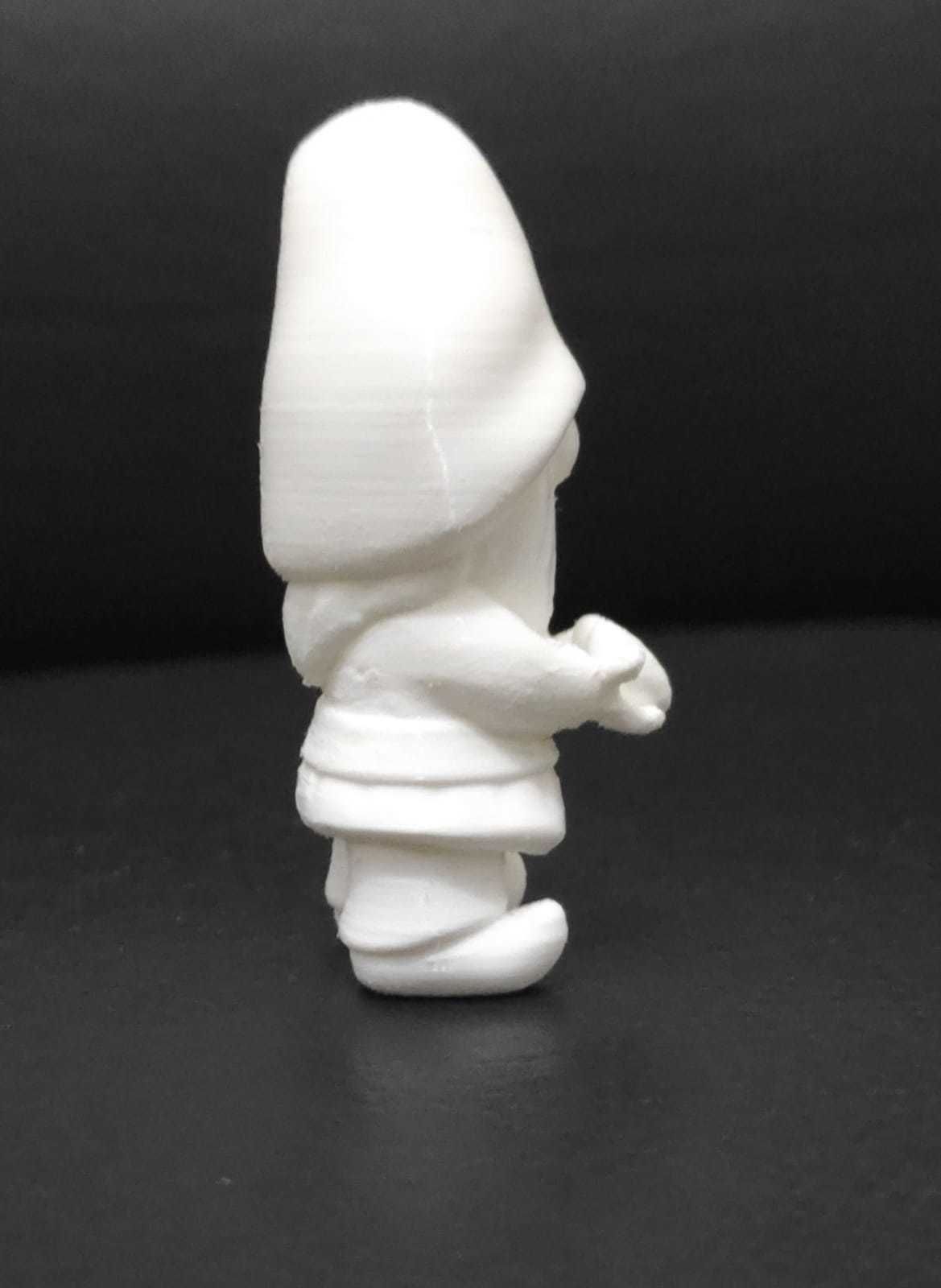 Gnome Giving Heart 3D print model_9