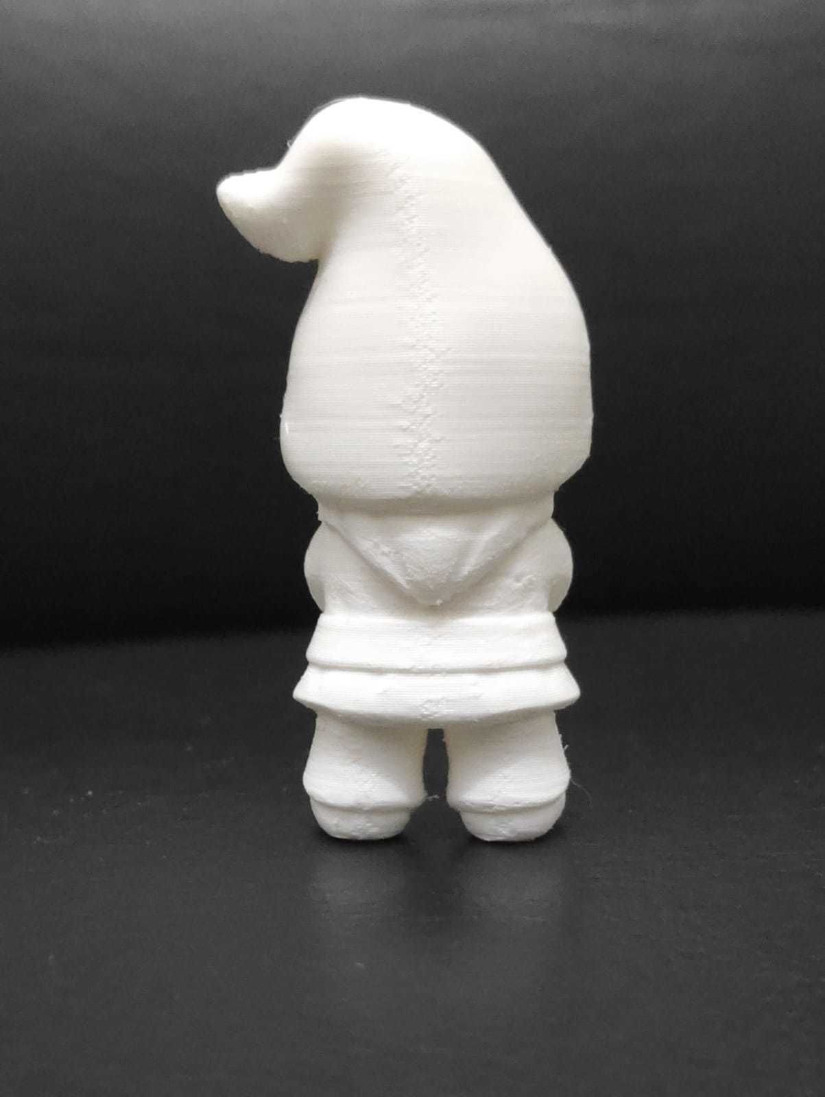 Gnome Giving Heart 3D print model_7