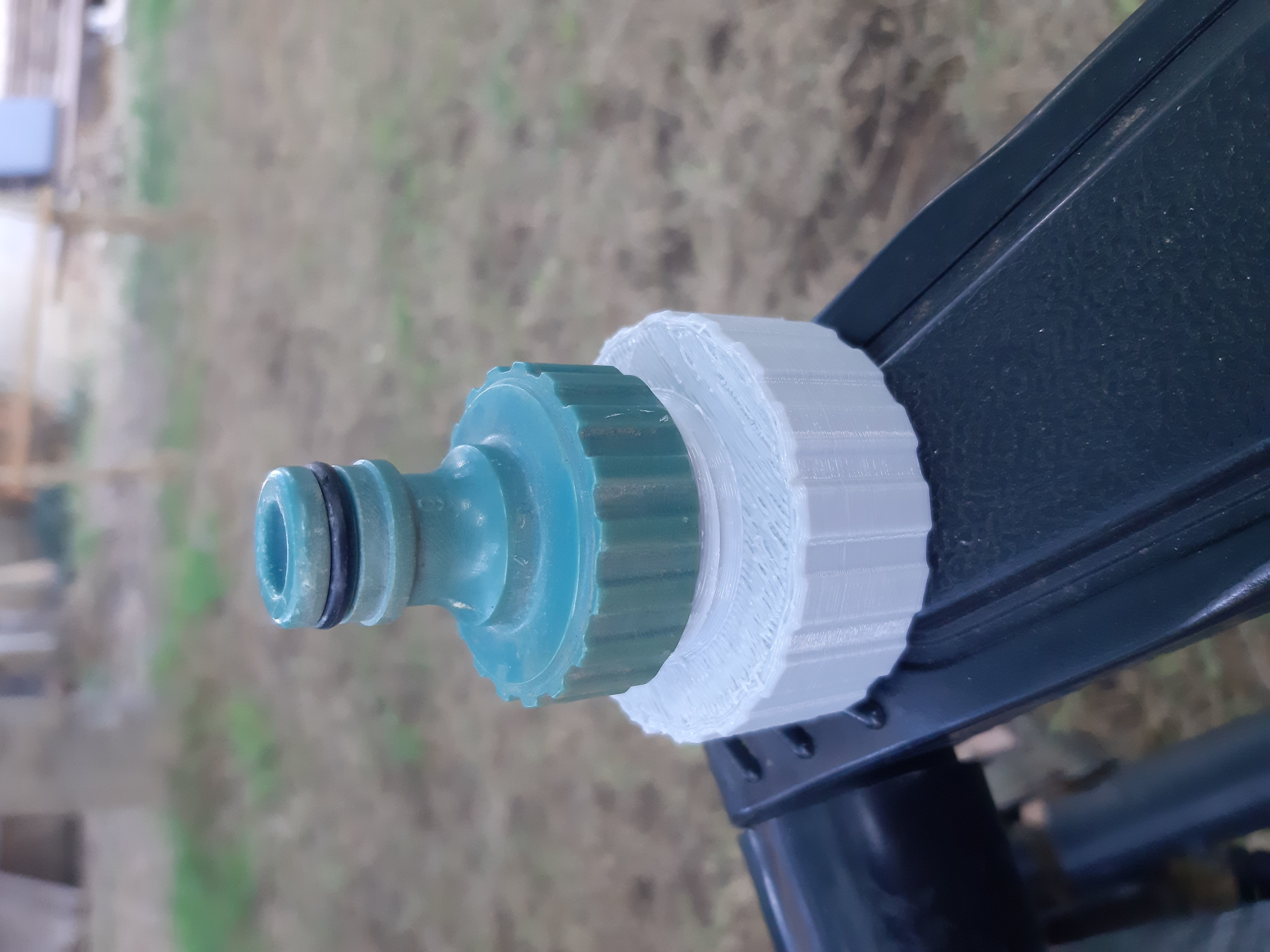 Adaptor to garden hose connector 3D print model_2