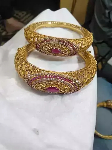 3 Gold Bangles Designs with Screw Setting 