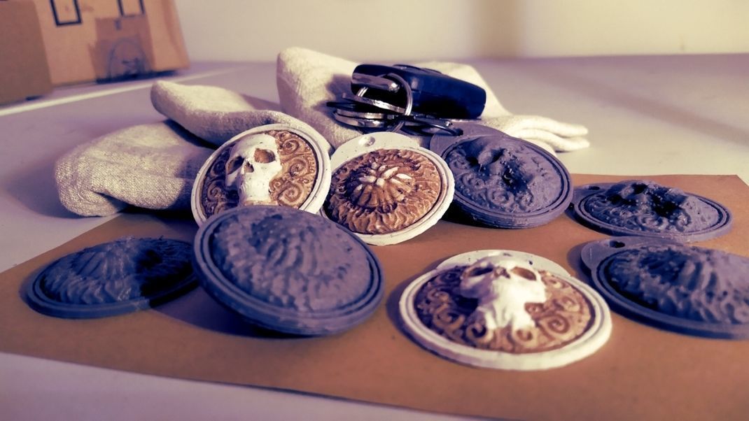 Memento Mori Memento vivere - Coin and Keychain Free 3D print model_2