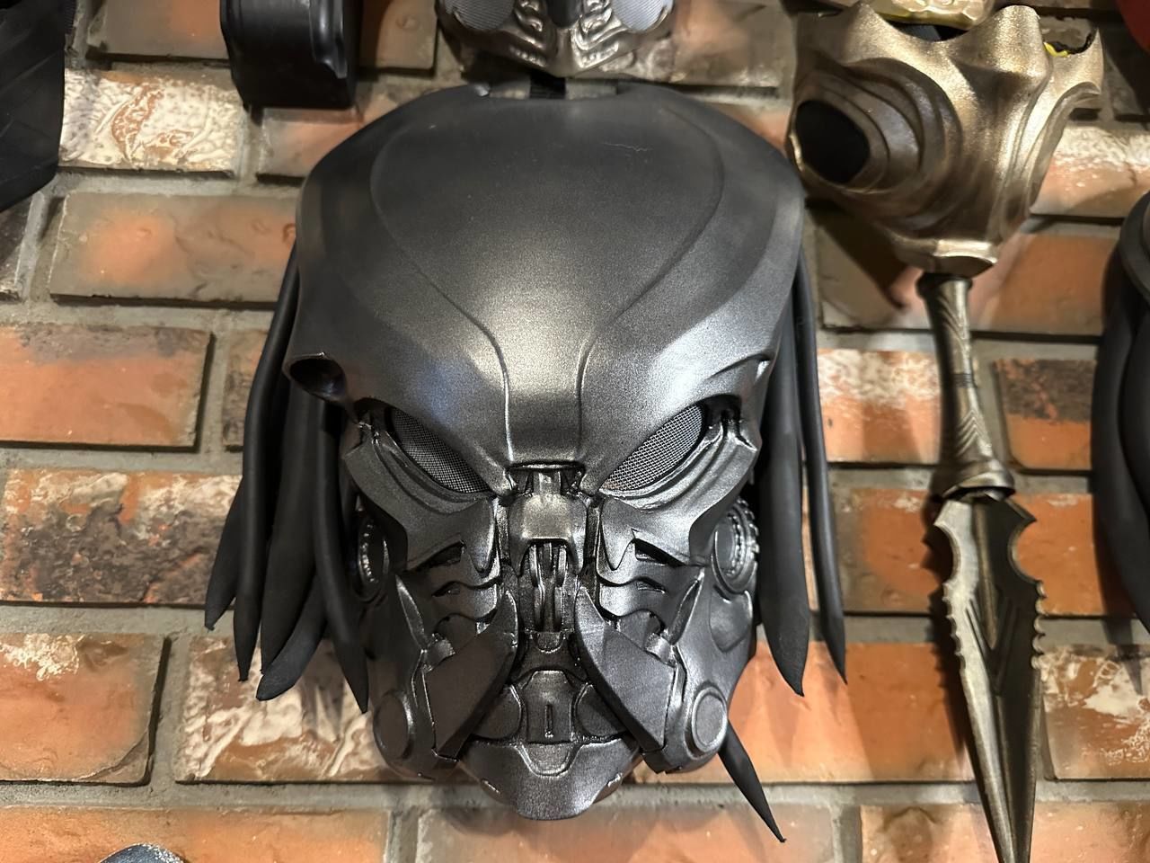 Predator Bionic mask  3D print model_1