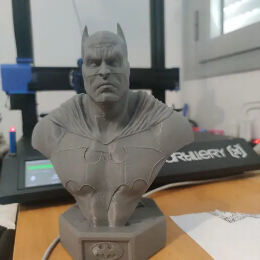 Bust of Batman  Free 3D print model_8
