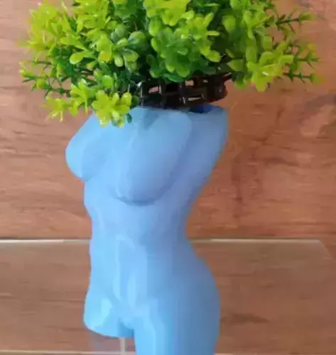 SUPER BEAUTIFUL BODY VASE