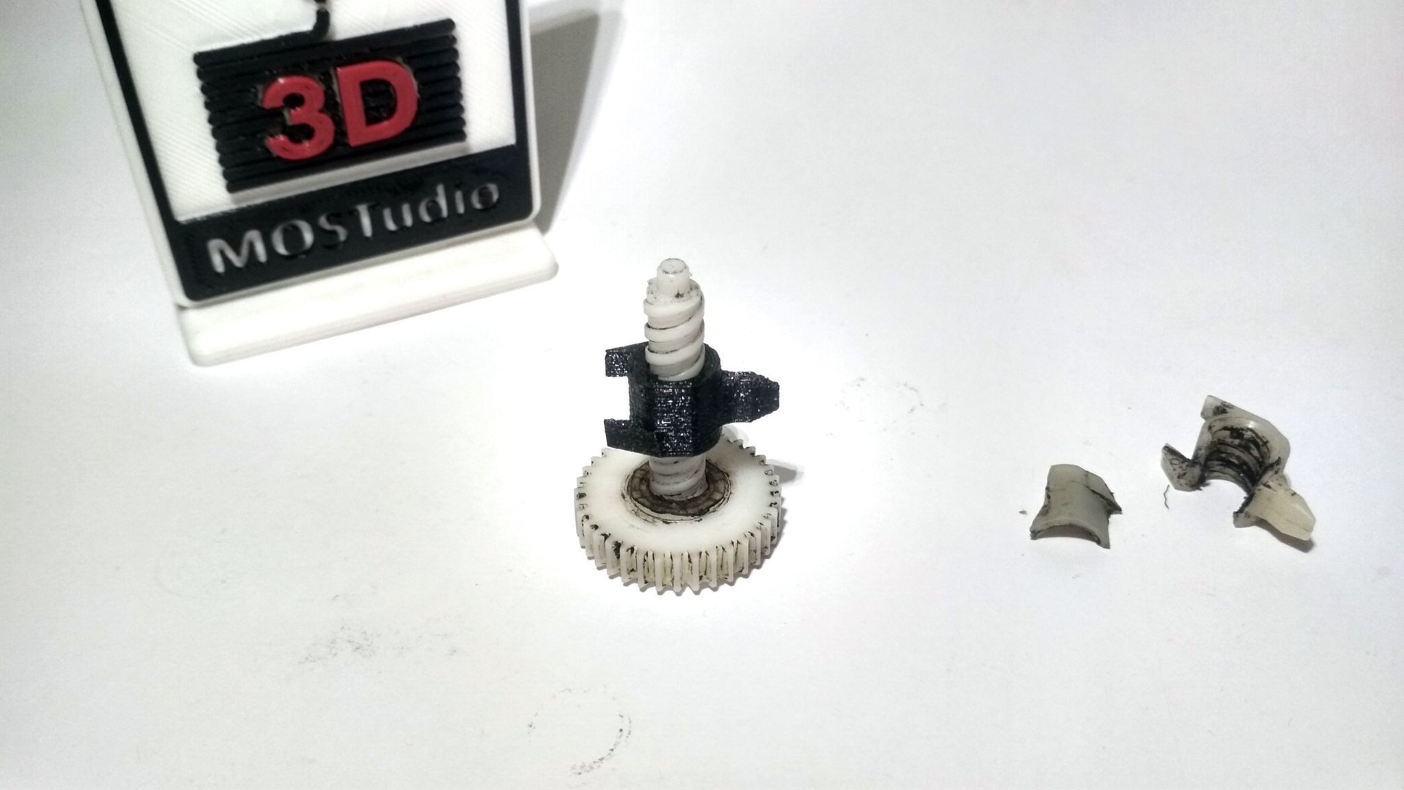 Renault Scenic 2 Trunk Lock Actuator Gear Nut 3D print model_10