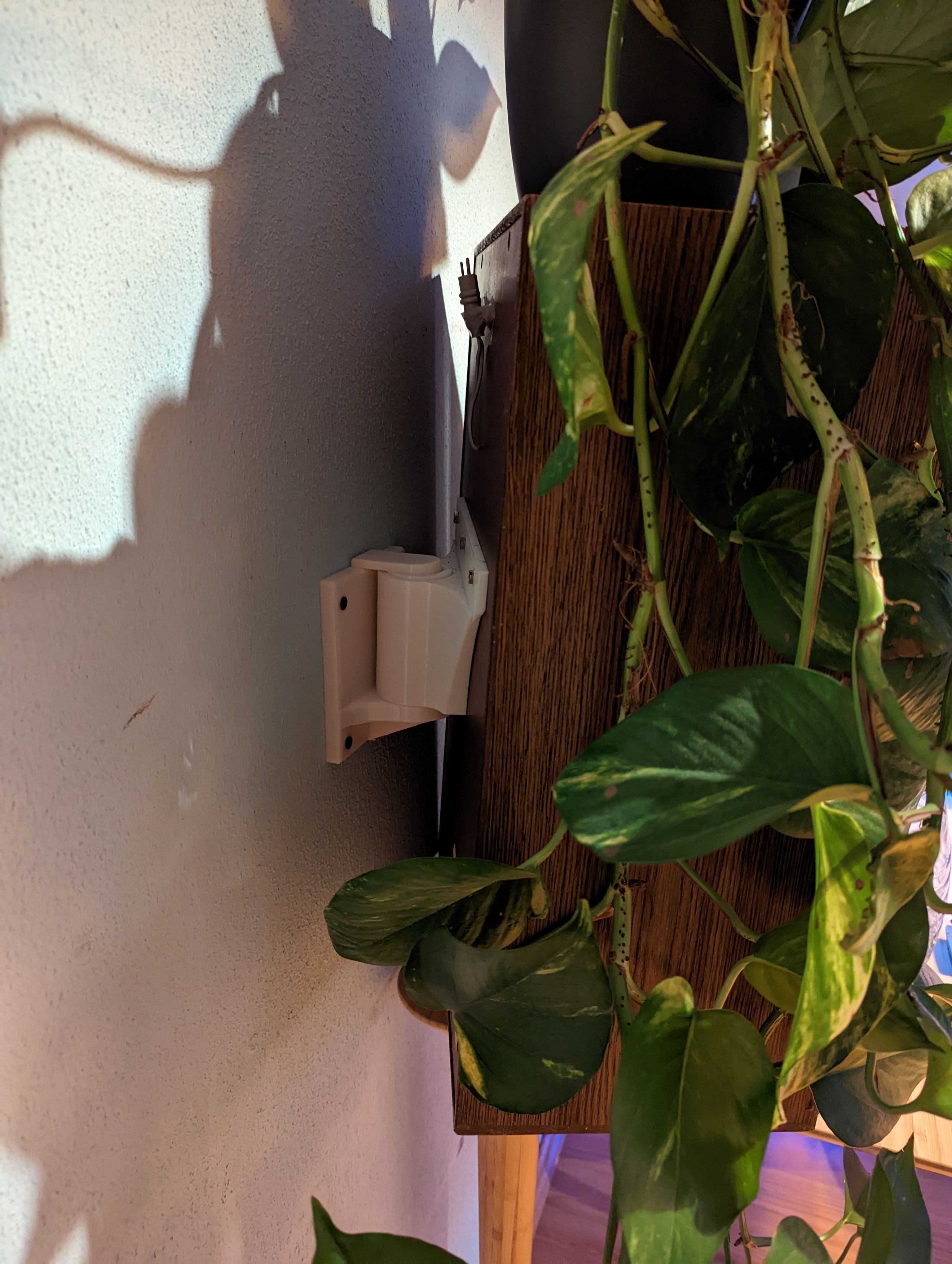 Tiltable decoupled HiFi Speaker Wallmount for heavy Speakers 3D print model_5