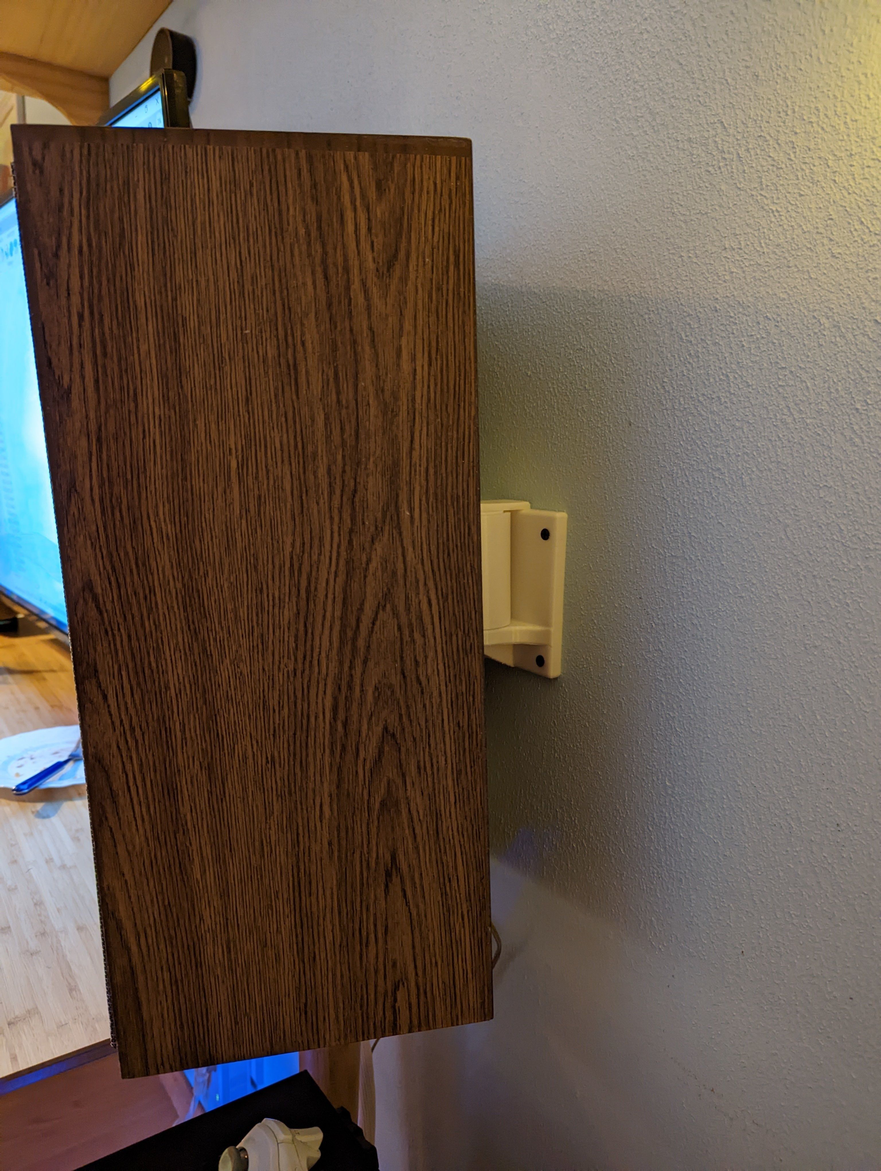 Tiltable decoupled HiFi Speaker Wallmount for heavy Speakers 3D print model_6