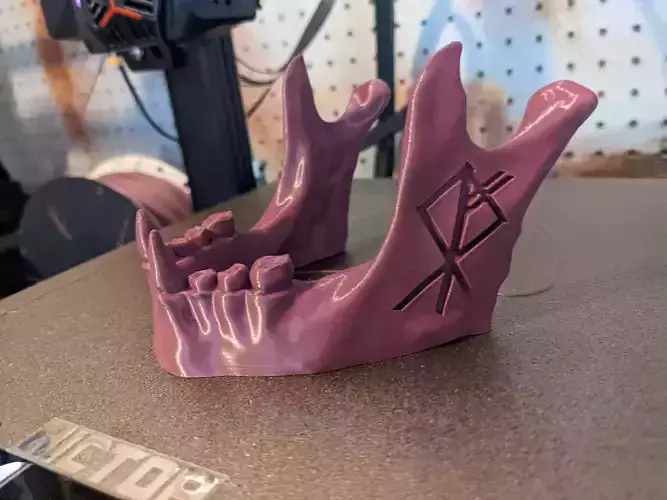 Warewolf Jaw Phone Tablet Controller Stand 3D print model