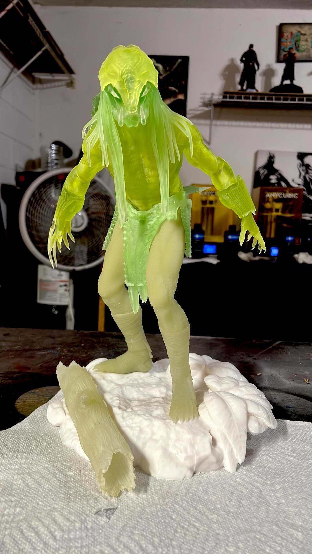 Feral Predator from PREY 3D print model_13