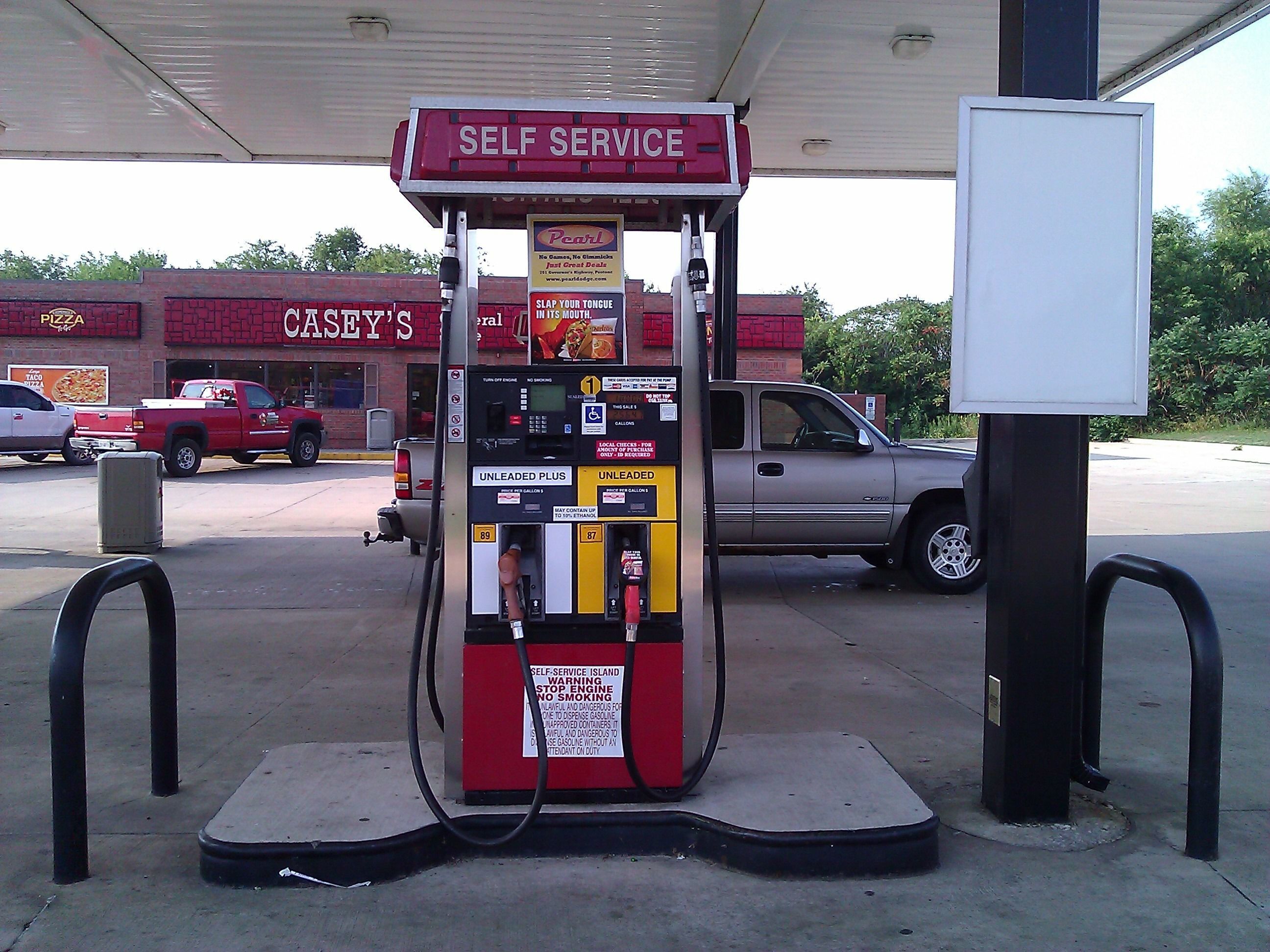 Small Shell Gas Station 3D model_68