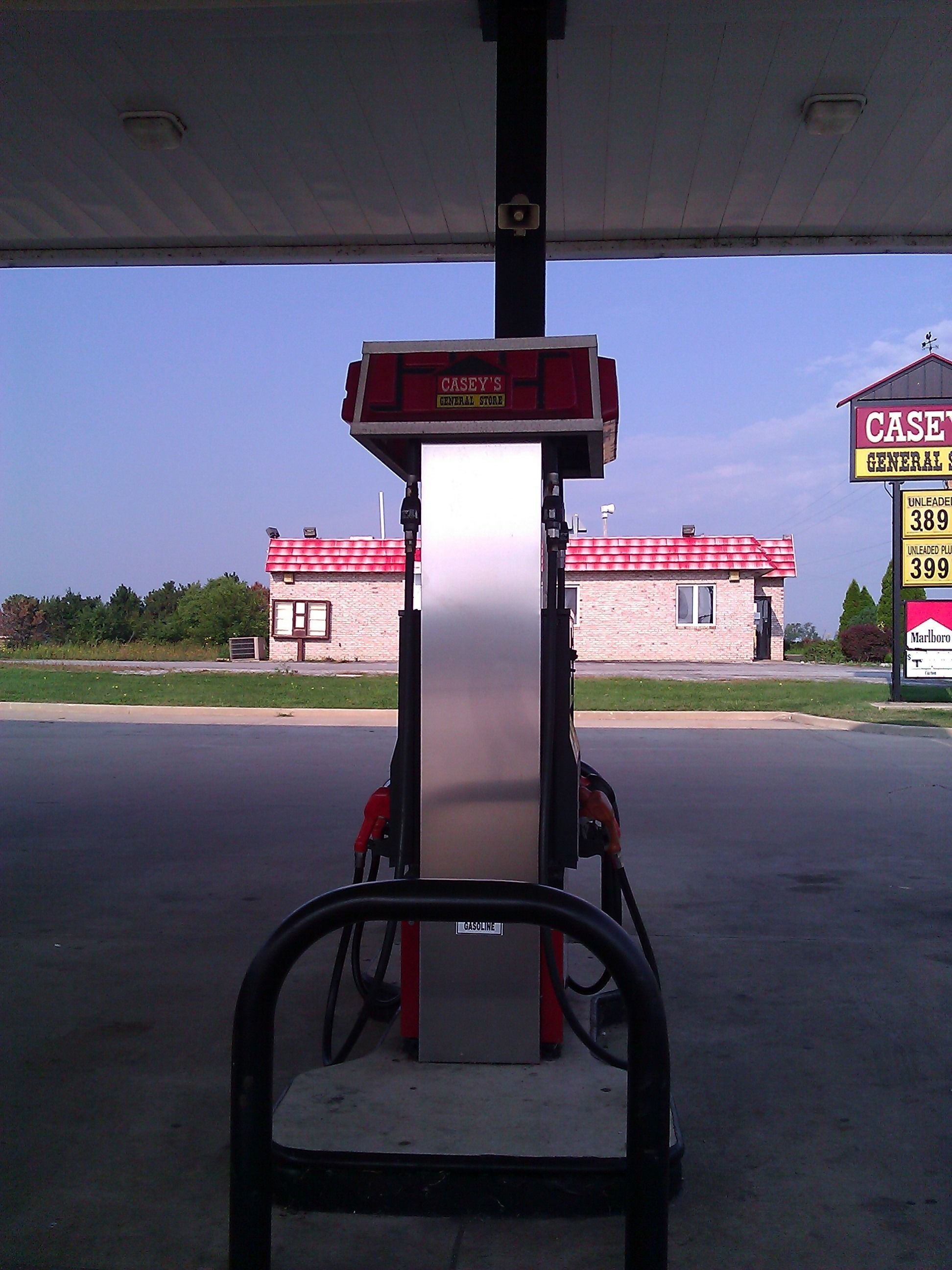 Small Sunoco Gas Station 3D model_52