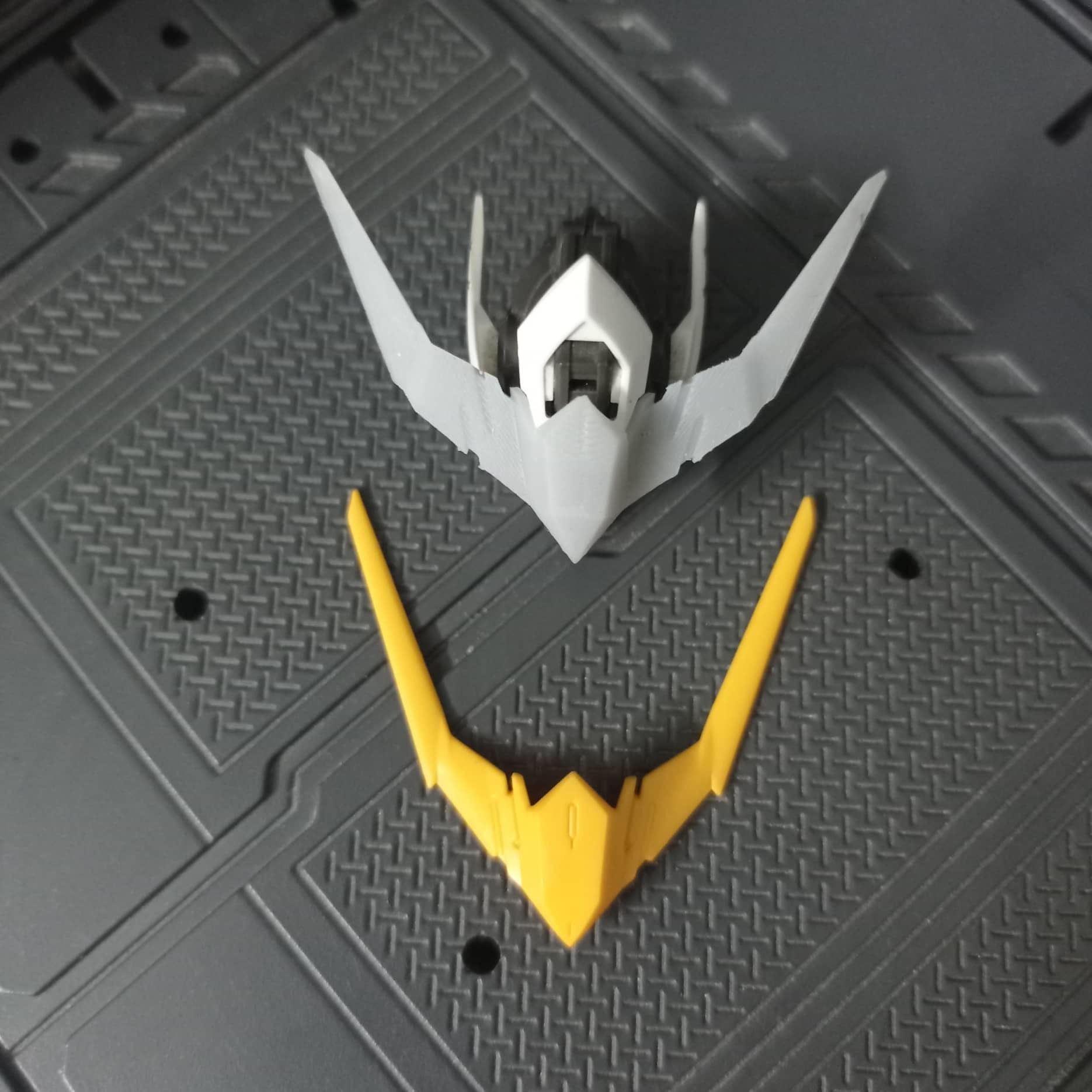 MG Gundam Barbatos almost anime accurate V Fin Free 3D print model_6