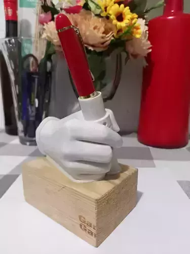 Hand writing pen holder