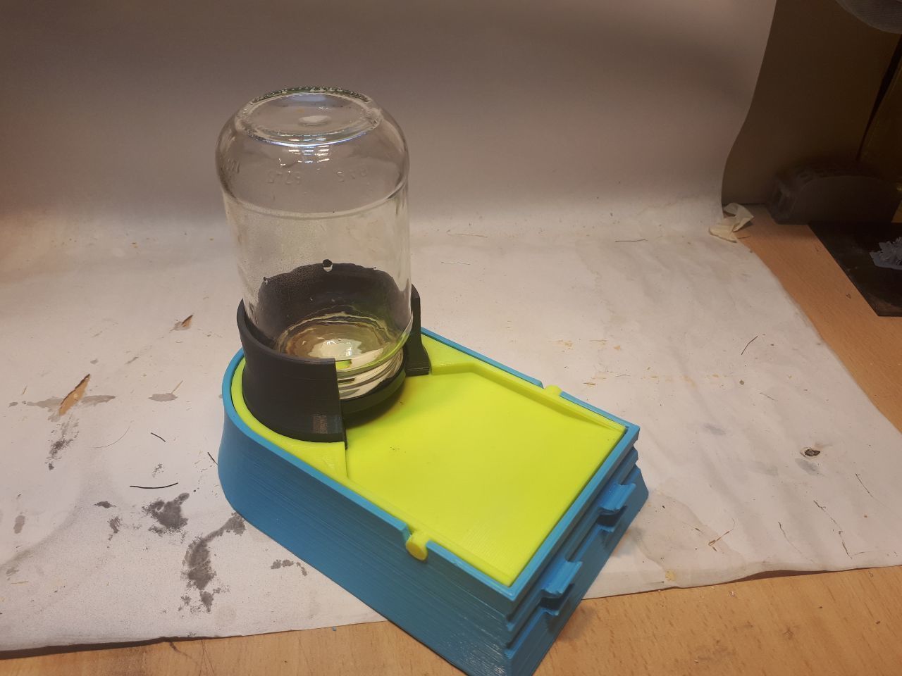 Cubeta de agua recargable - Refillable water bucket 3D print model_8