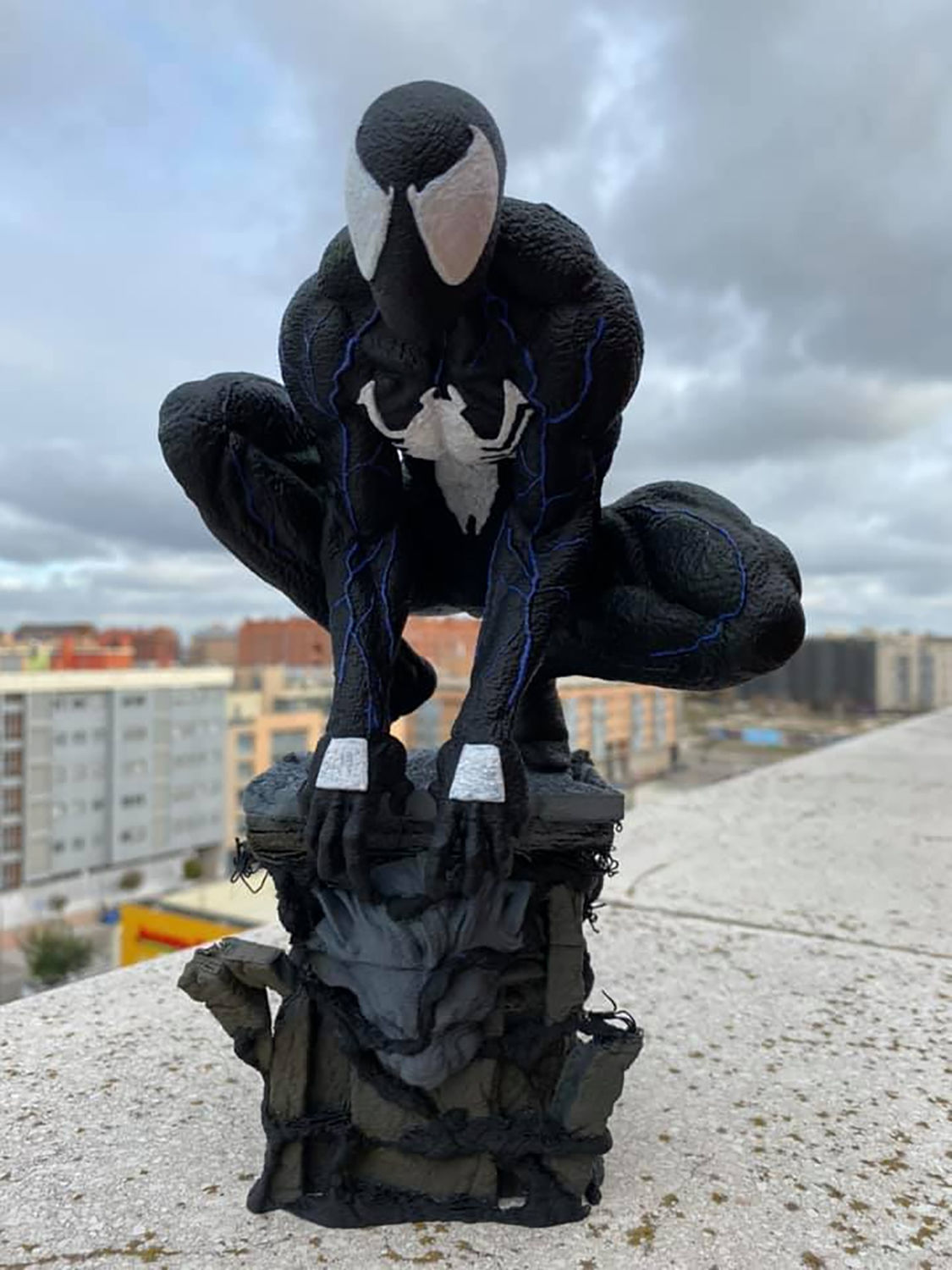 Symbiote Spiderman Statue 3D Model Ready to Print STL 3D print model_1