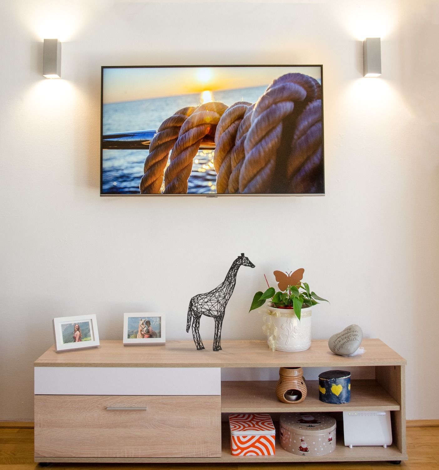 Giraffe Wire Frame Art - Resin Printing Free 3D print model_1