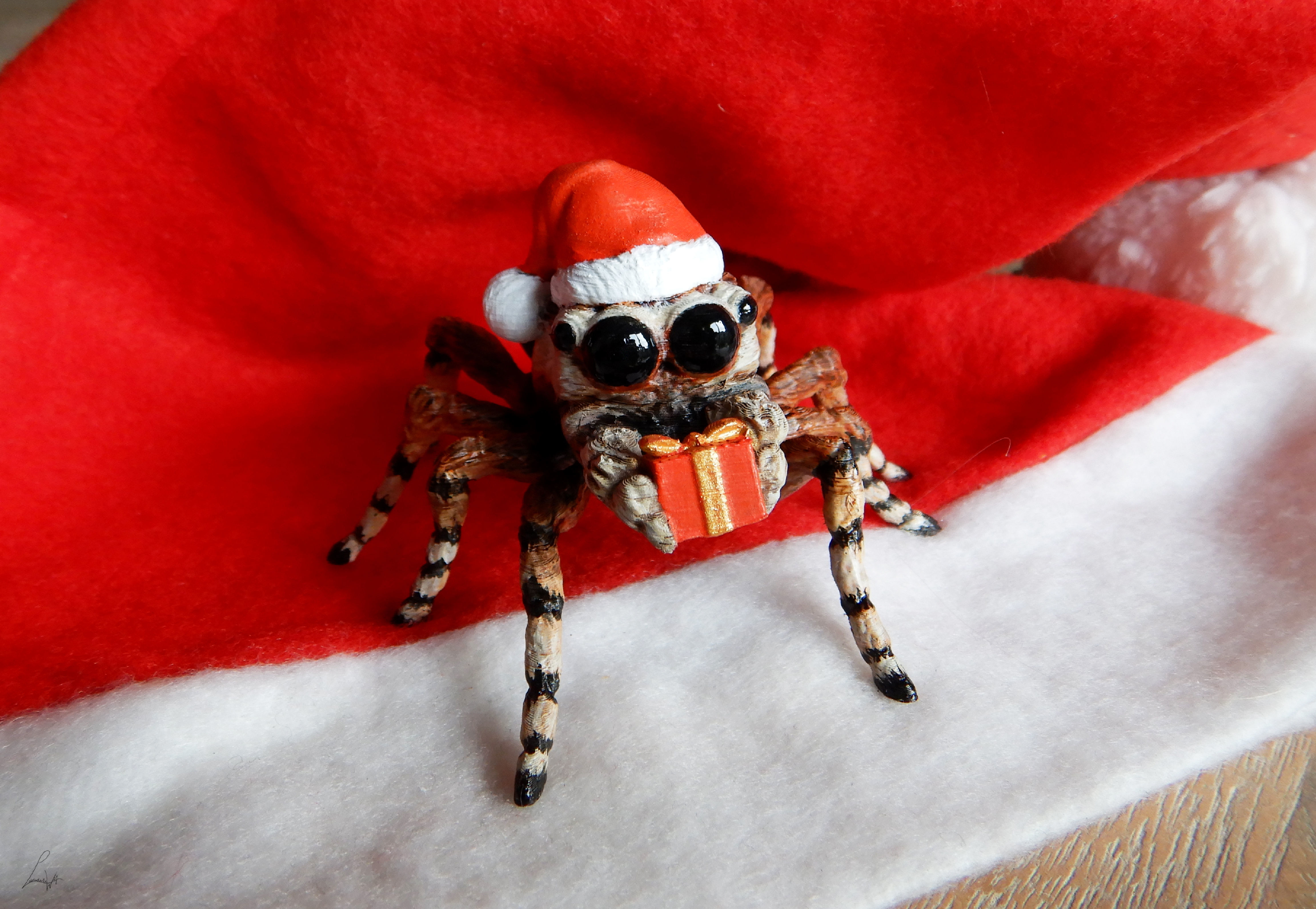 Giant Jumping Spider Santa 3D print model_3