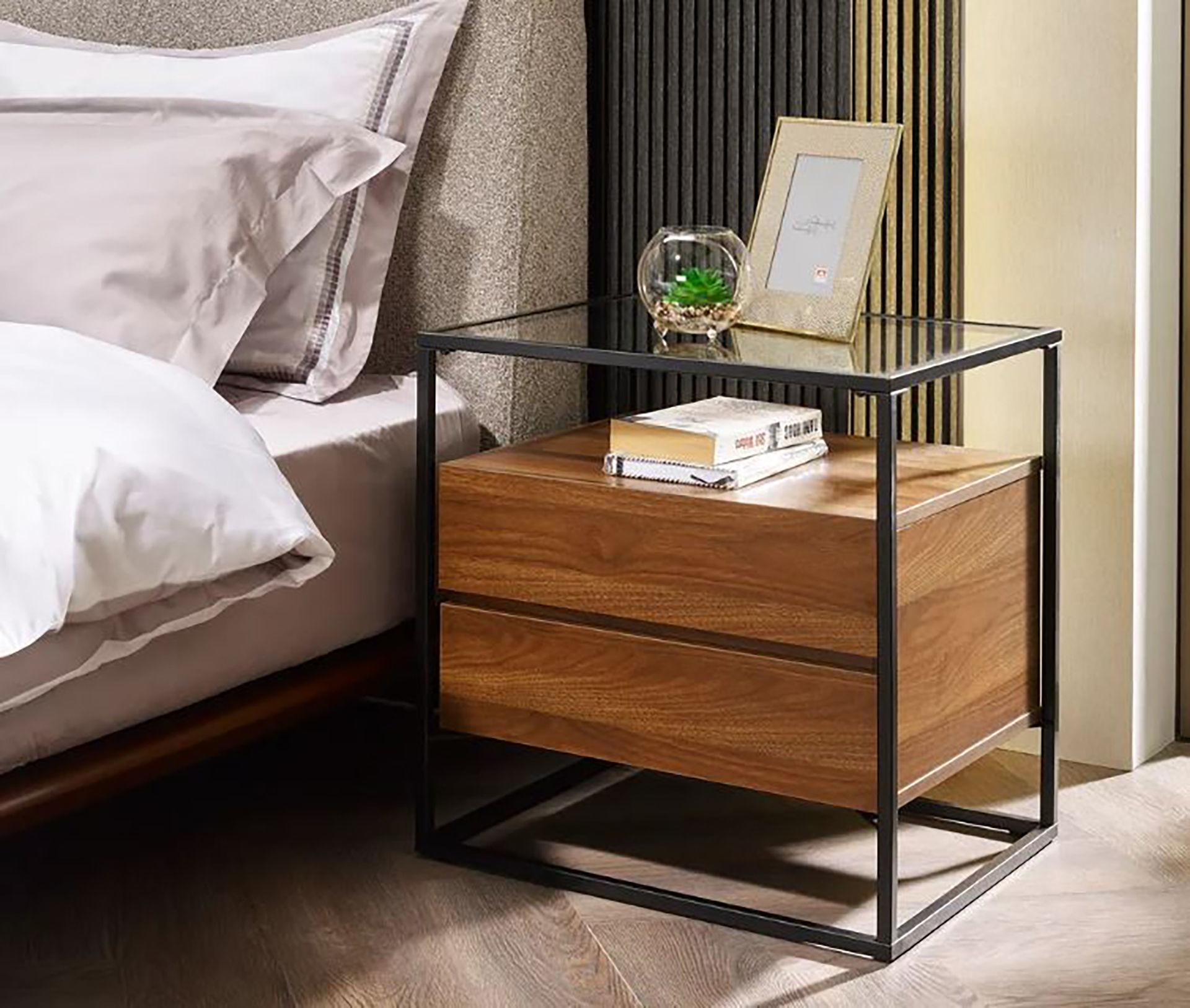 Hotel and Master Bedroom Low-poly 3D model_1