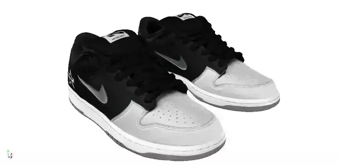 Supreme x Nike SB Dunk low white metallic