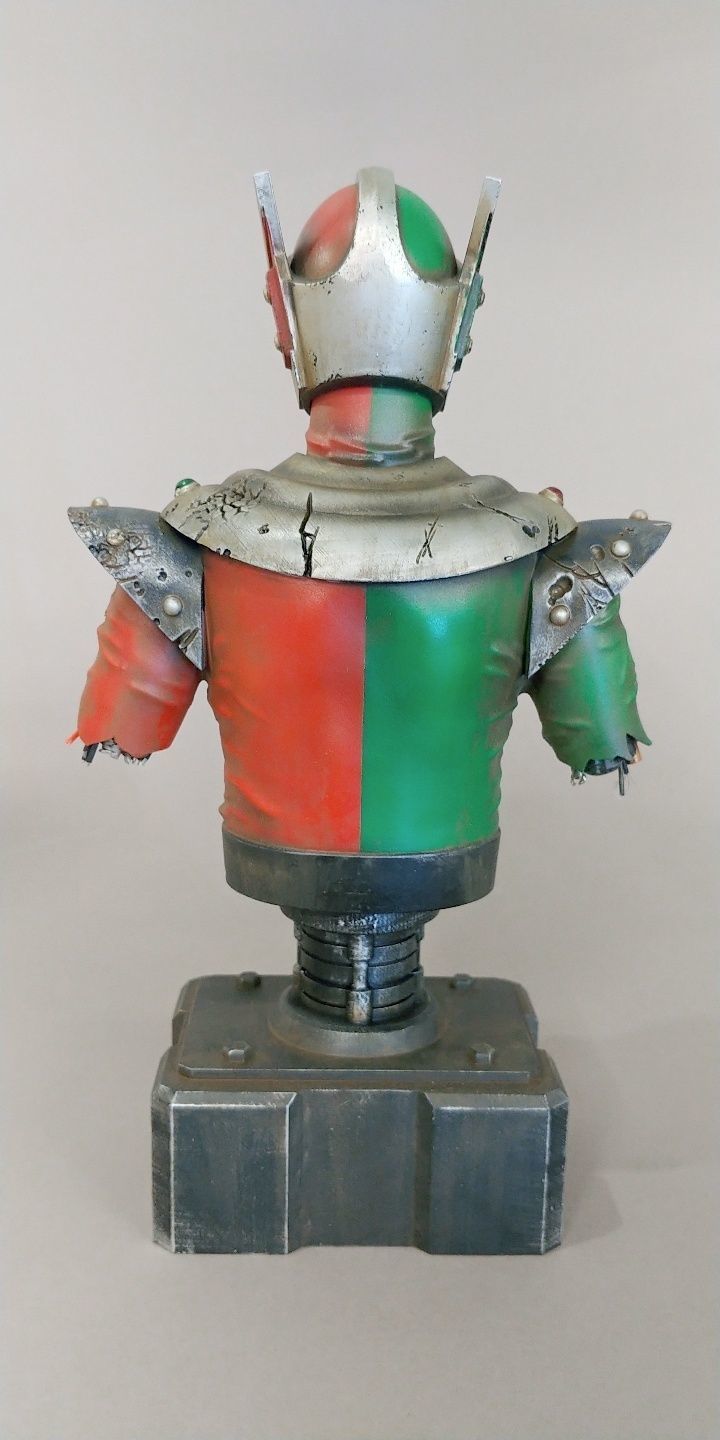 izenborg damage bust 25cm eye led light 3D print model_5