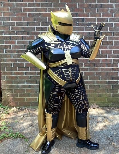 Royal Pain Helmet 3D print model_7