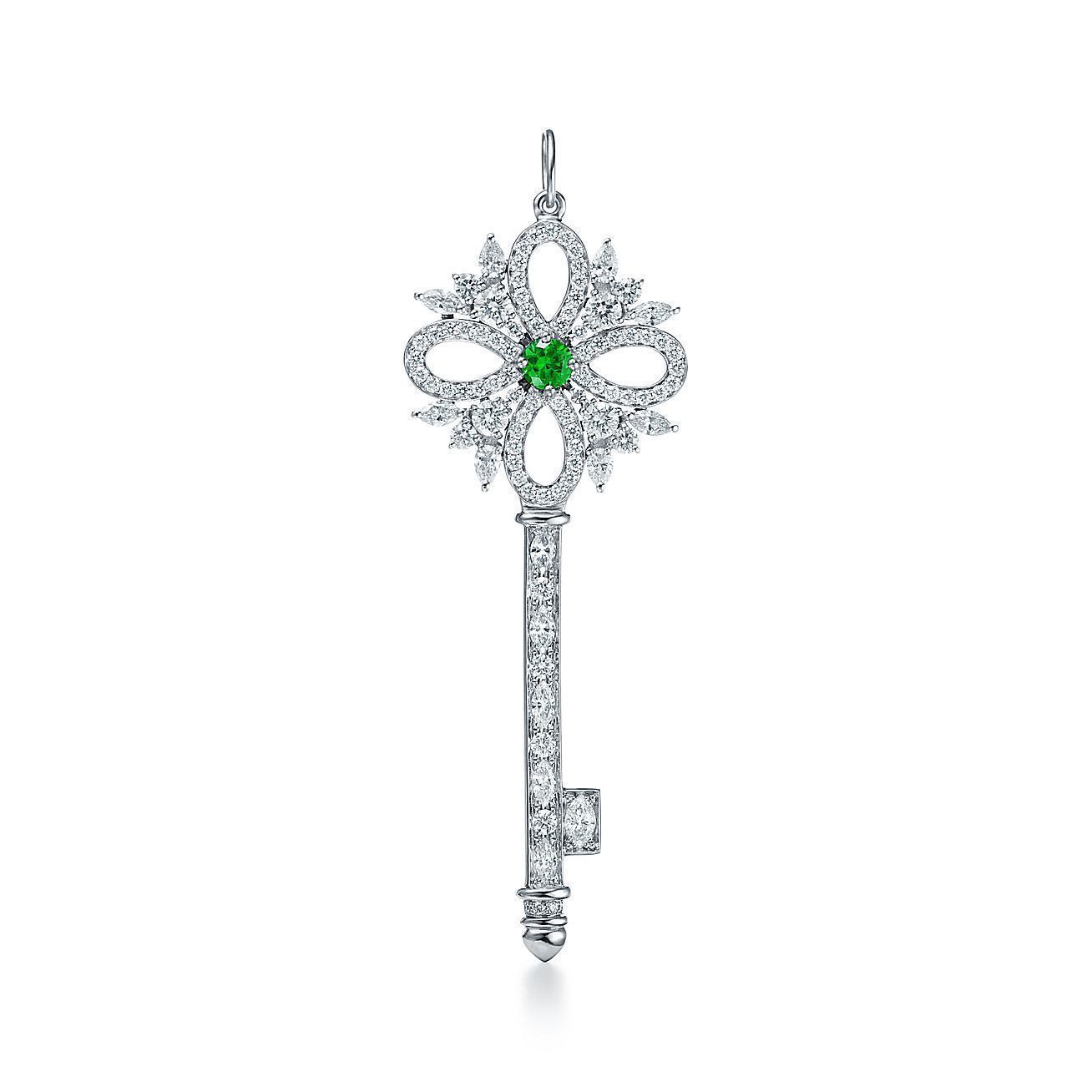YD104 emerald and diamond key pendant 3D print model_11