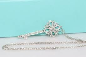 YD104 emerald and diamond key pendant 3D print model_19