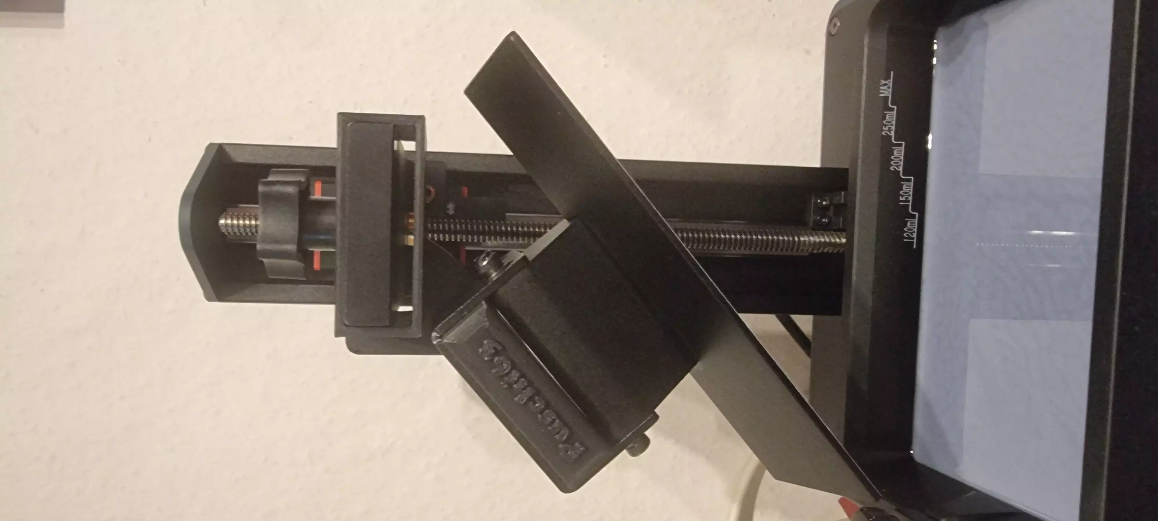 Halterung fuer Druckplatte  Free 3D print model_0