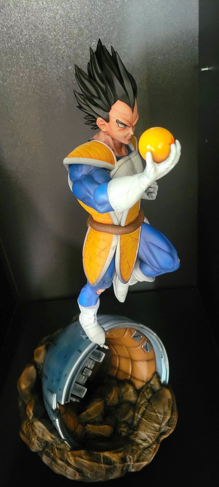 VEGETA REAL  ON CAPSULE  3D print model_7