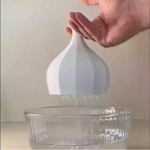 WATERING CAN PRESSURE BASED SYSTEM