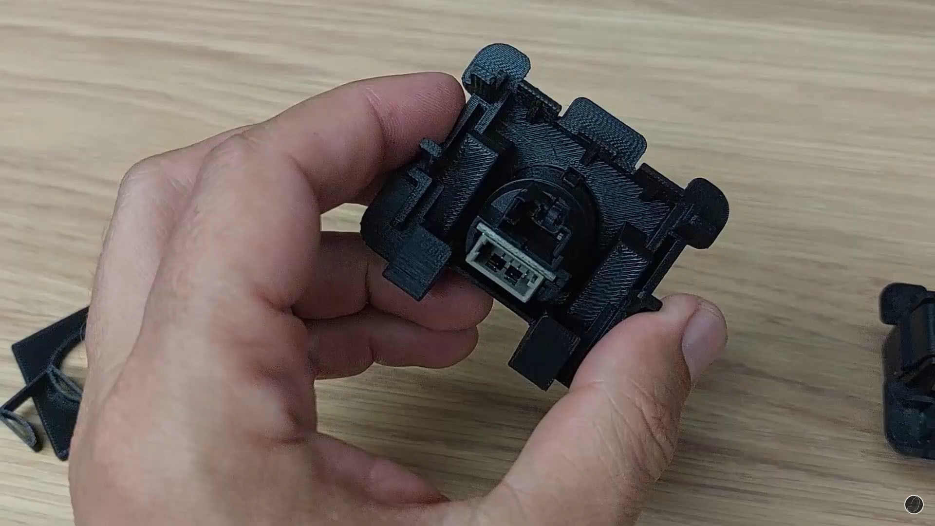 Mounting for USB-AUX Port in Citroen C5 X7 Free 3D print model_7