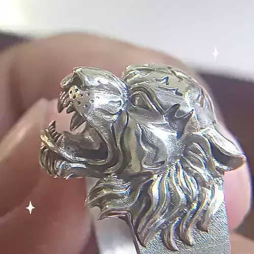 Tigre silver lion head ring