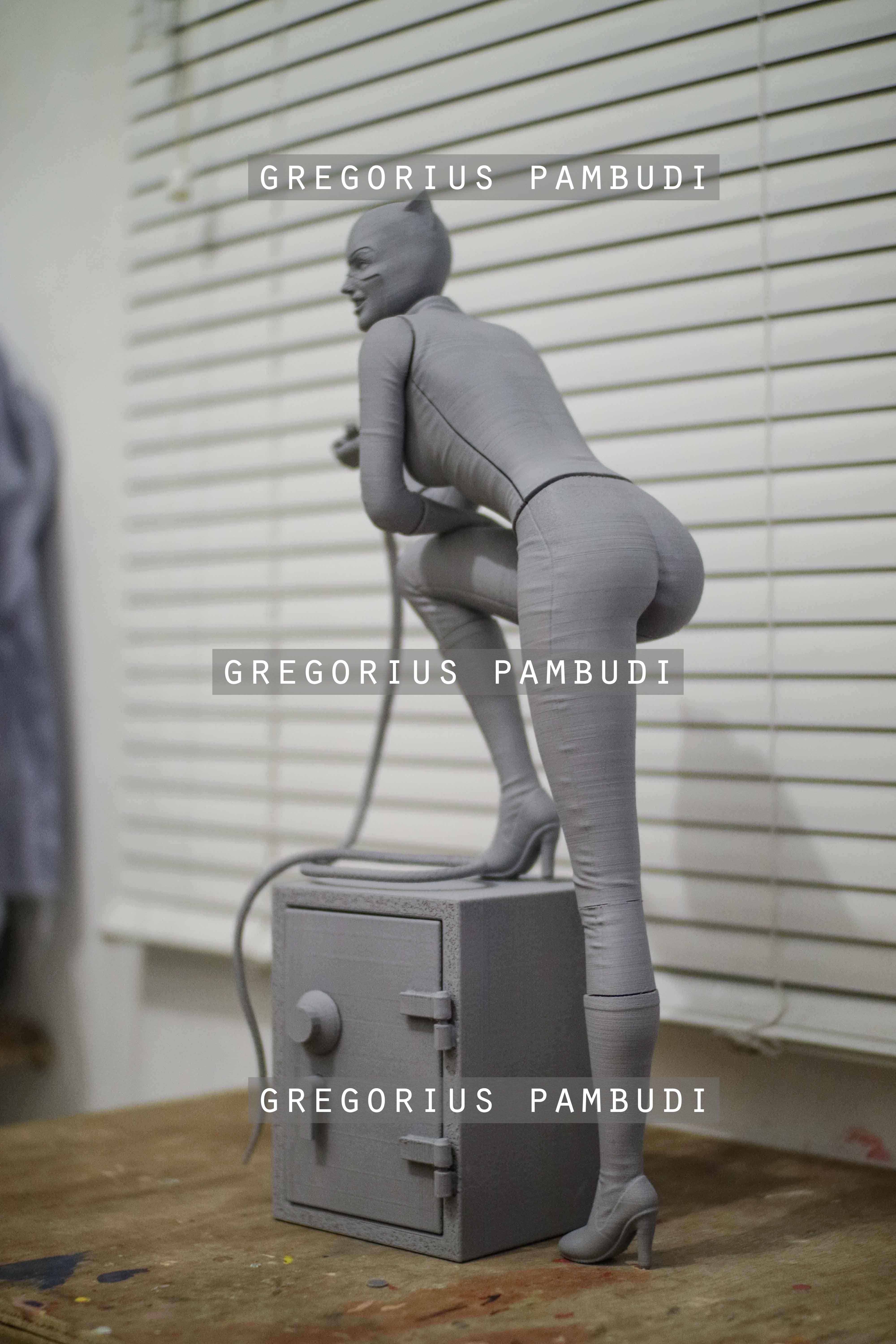 Catwoman Fan Art Statue 3d Printable 3D print model_40
