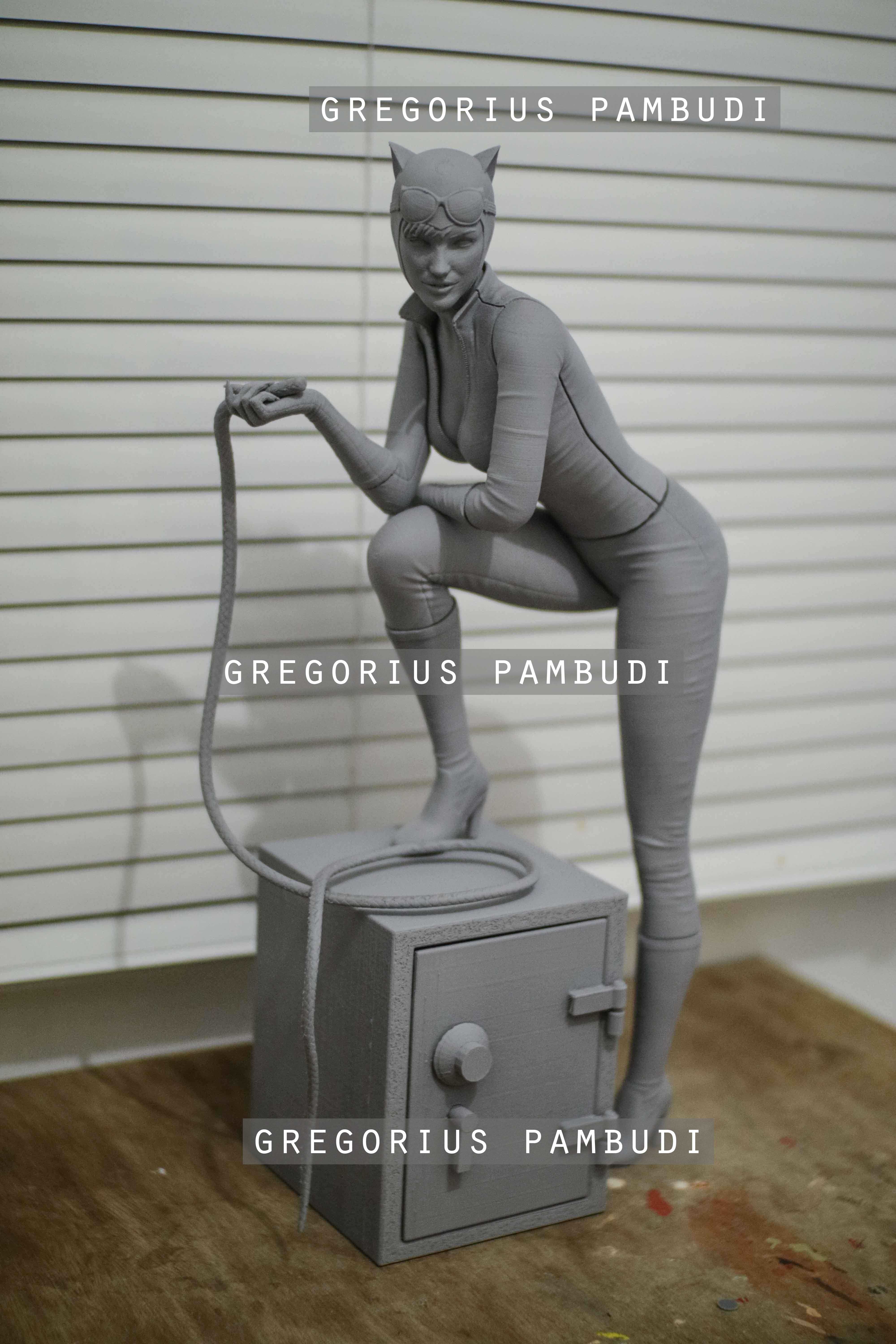 Catwoman Fan Art Statue 3d Printable 3D print model_37