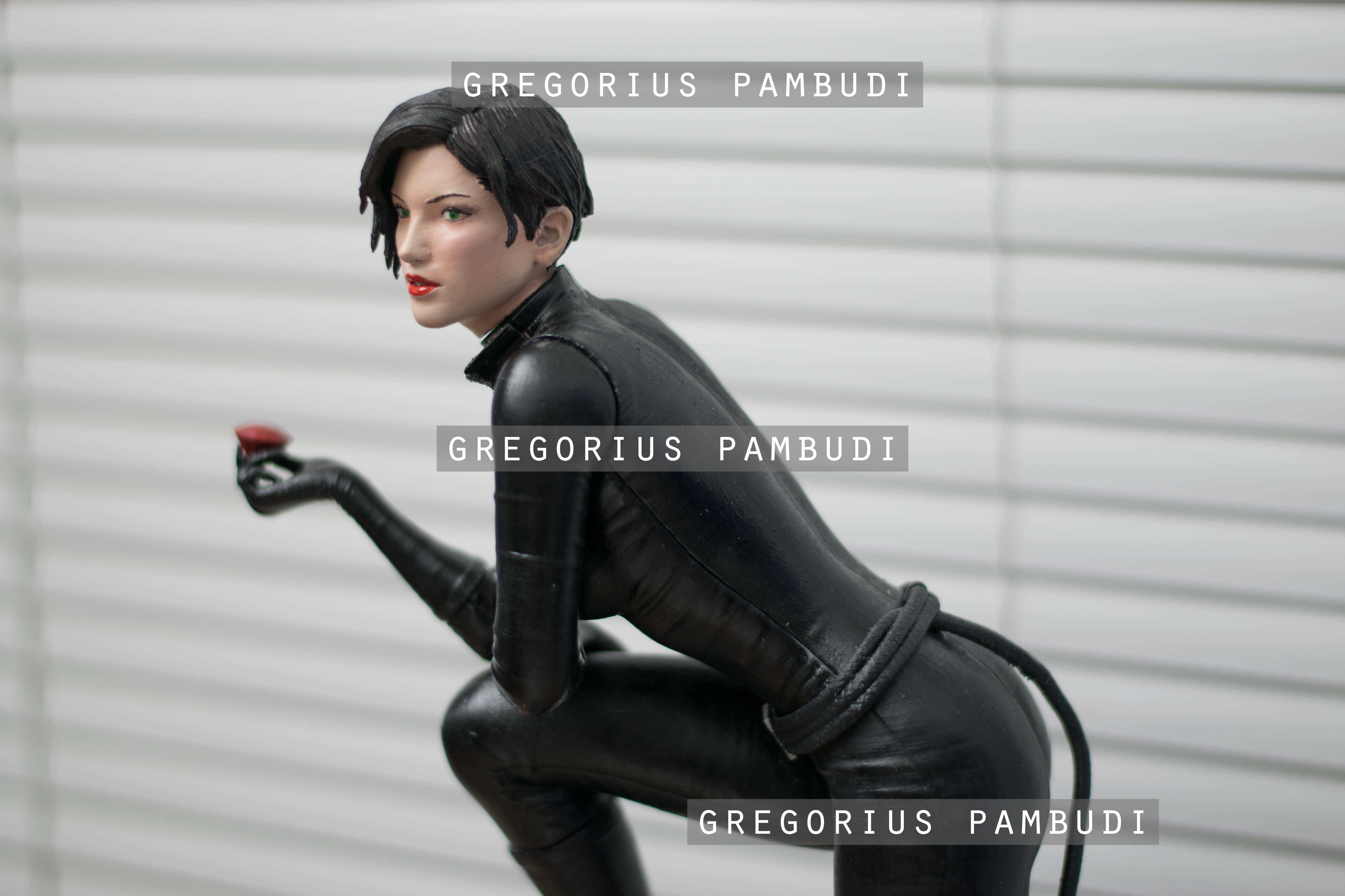 Catwoman Fan Art Statue 3d Printable 3D print model_14