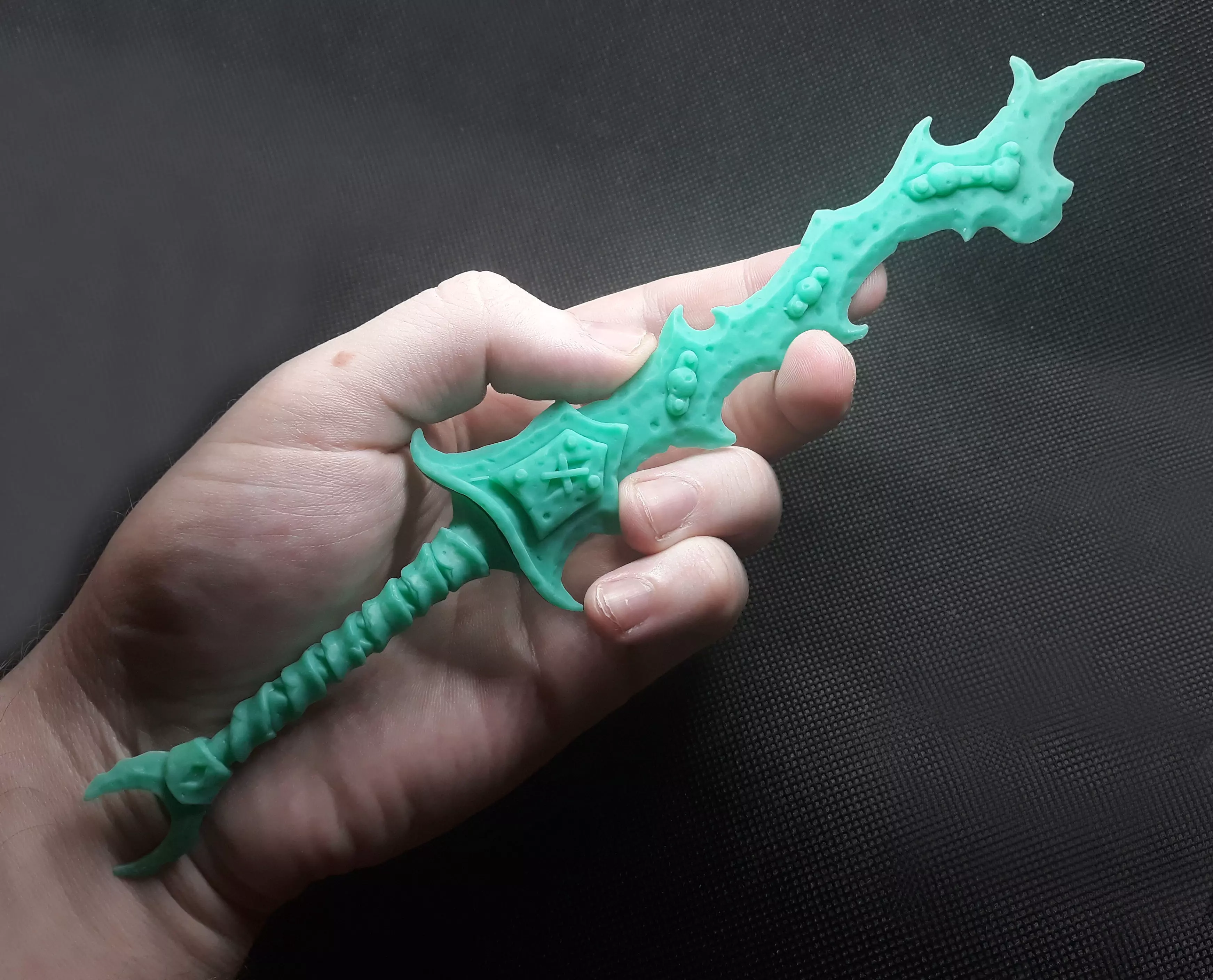 Two handed brute sword 3d print 3D print model_0