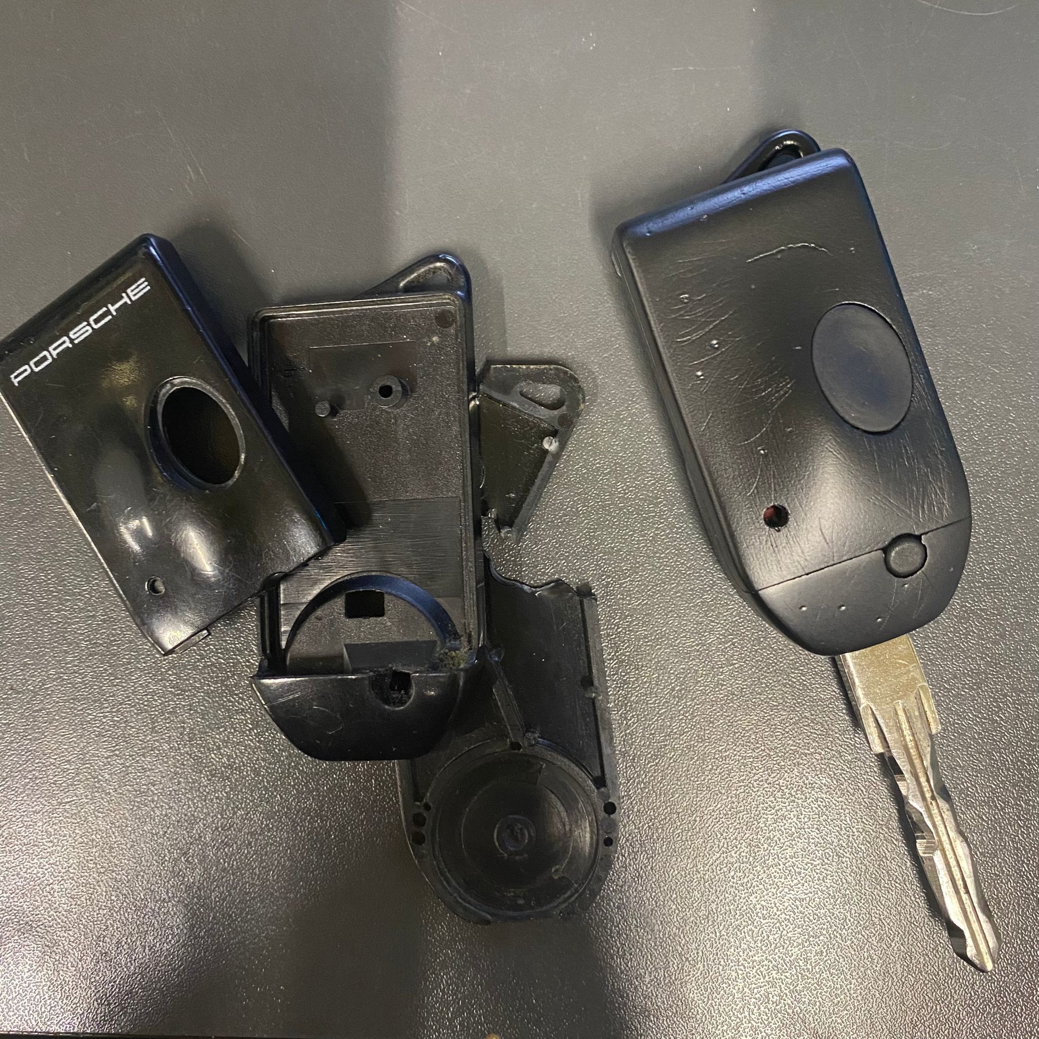 PORSCHE 928 GT KEY 3D print model_5