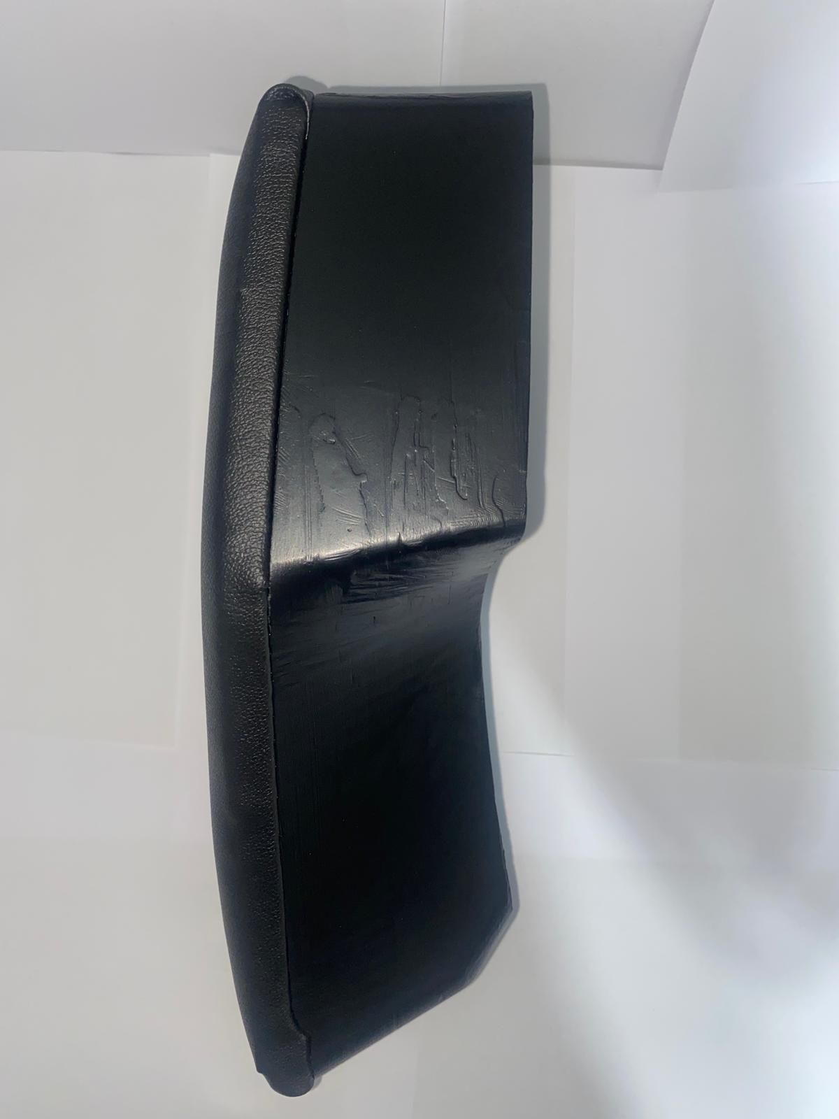 SEAT LEON ARMREST 3D print model_1