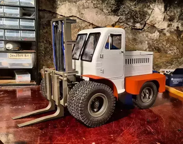 RC FORKLIFT LVOV AP 4045 scale 10 3D print model