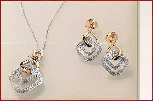 YD208 necklace and earrings set with diamonds