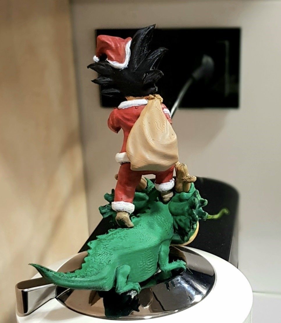 GOKU SANTA CLAUS 3D print model_11