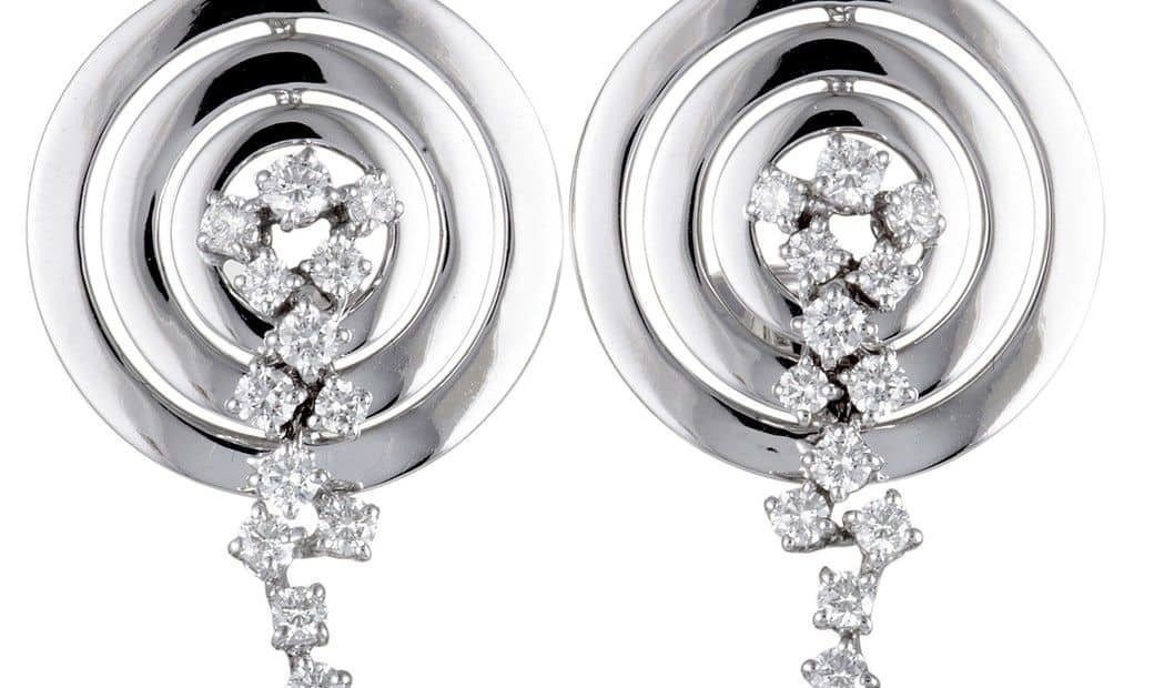 YD247 pair of gold and silver earrings 3D print model_2